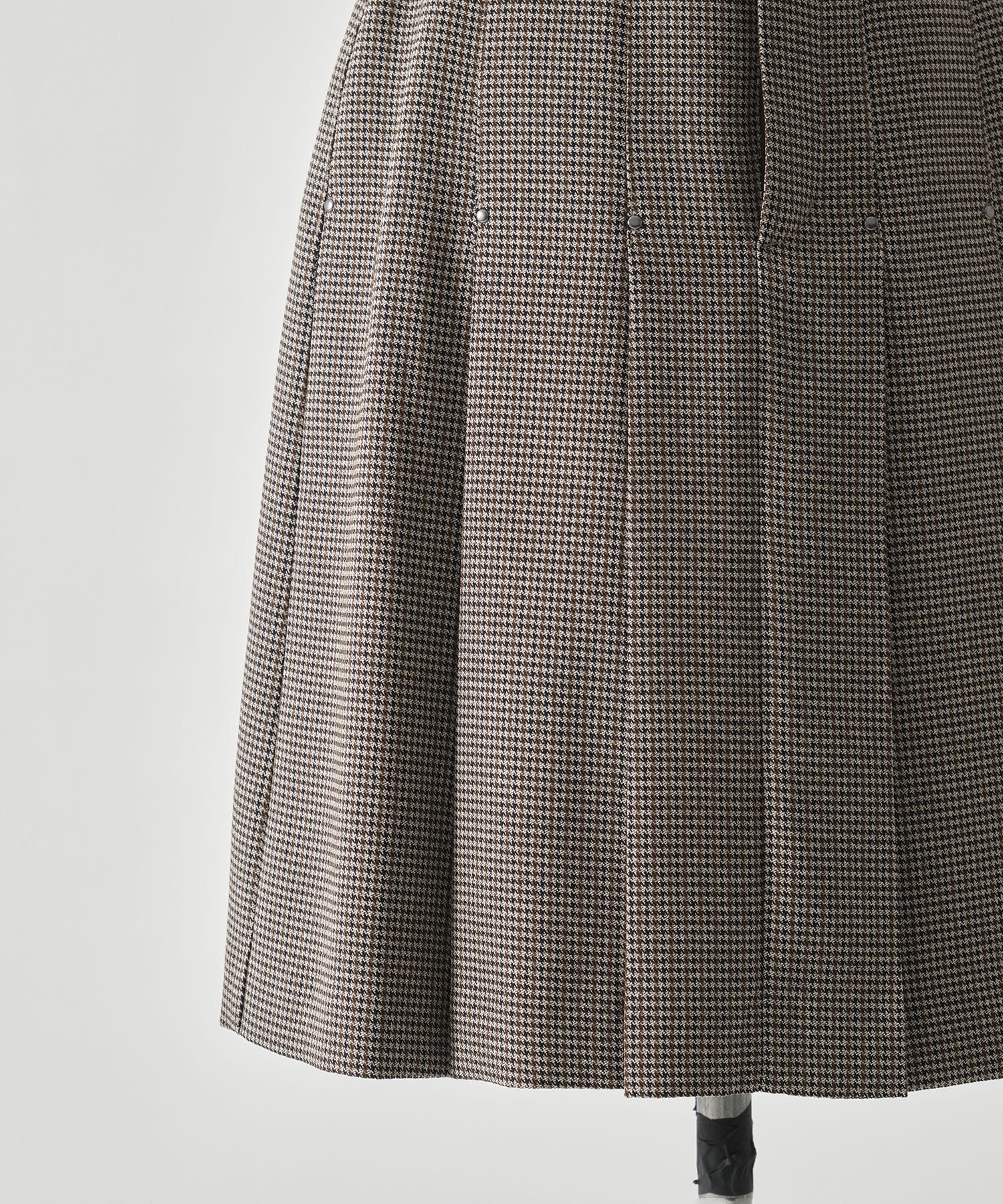 JENNY BOX PLEATED HALF SKIRT AMERI