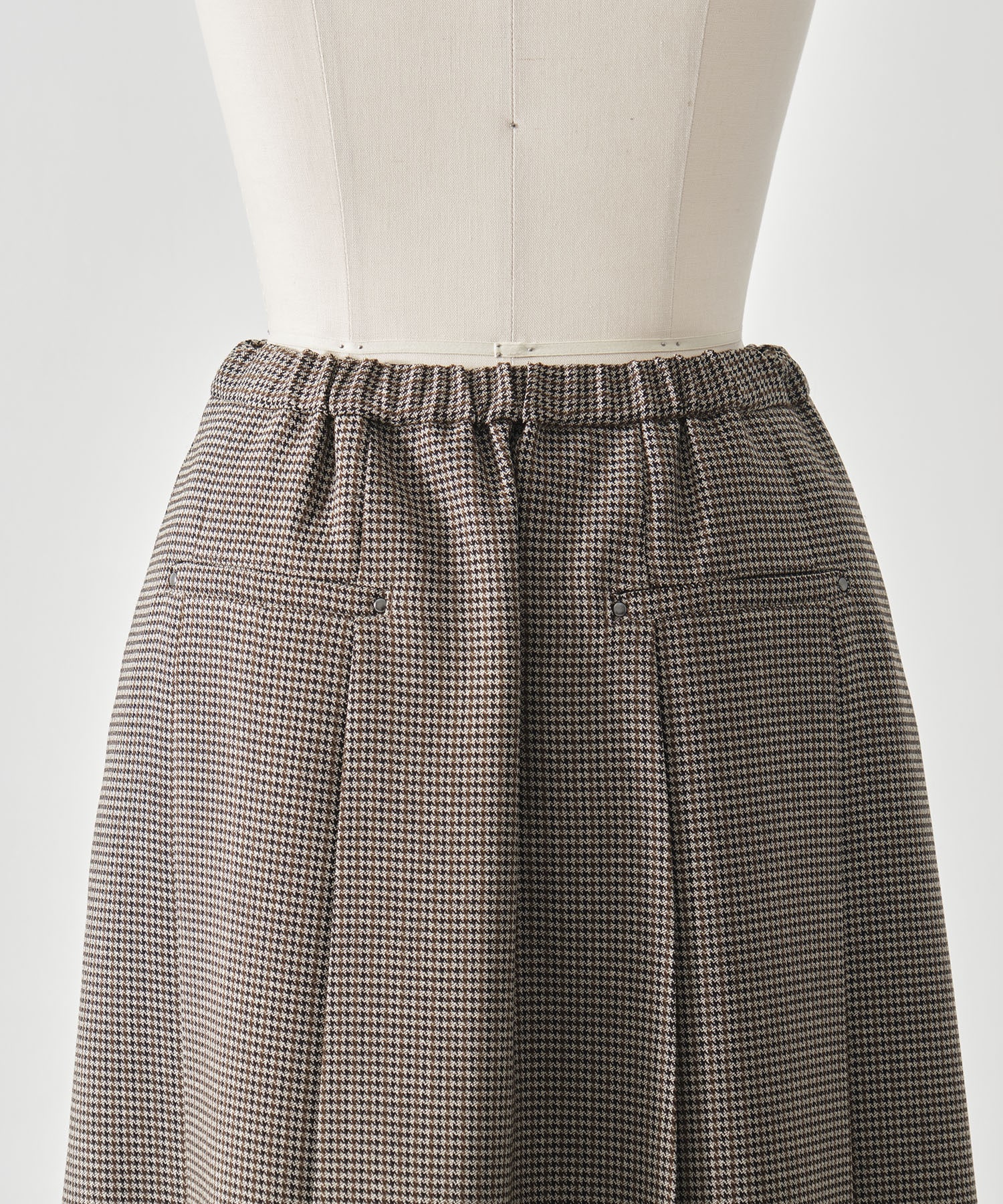 JENNY BOX PLEATED HALF SKIRT AMERI