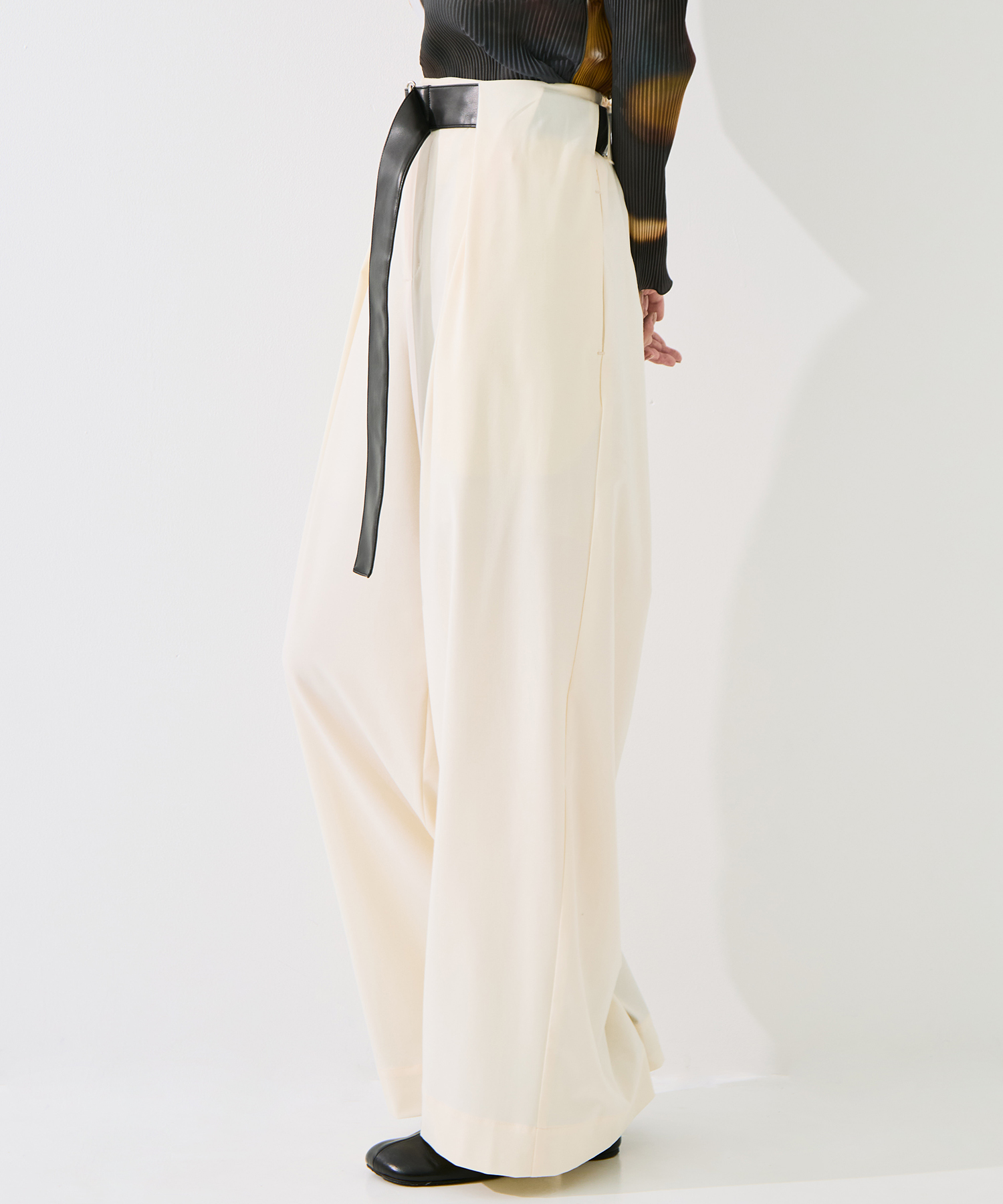 Belted Trousers STUDIOUS