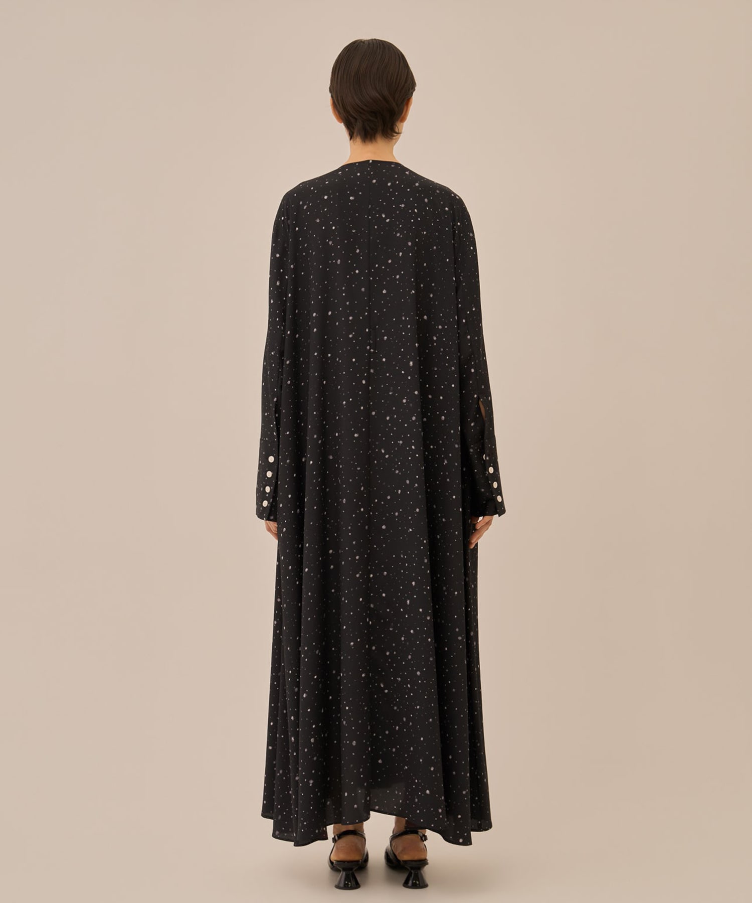 Yasetsu dress AKIRANAKA