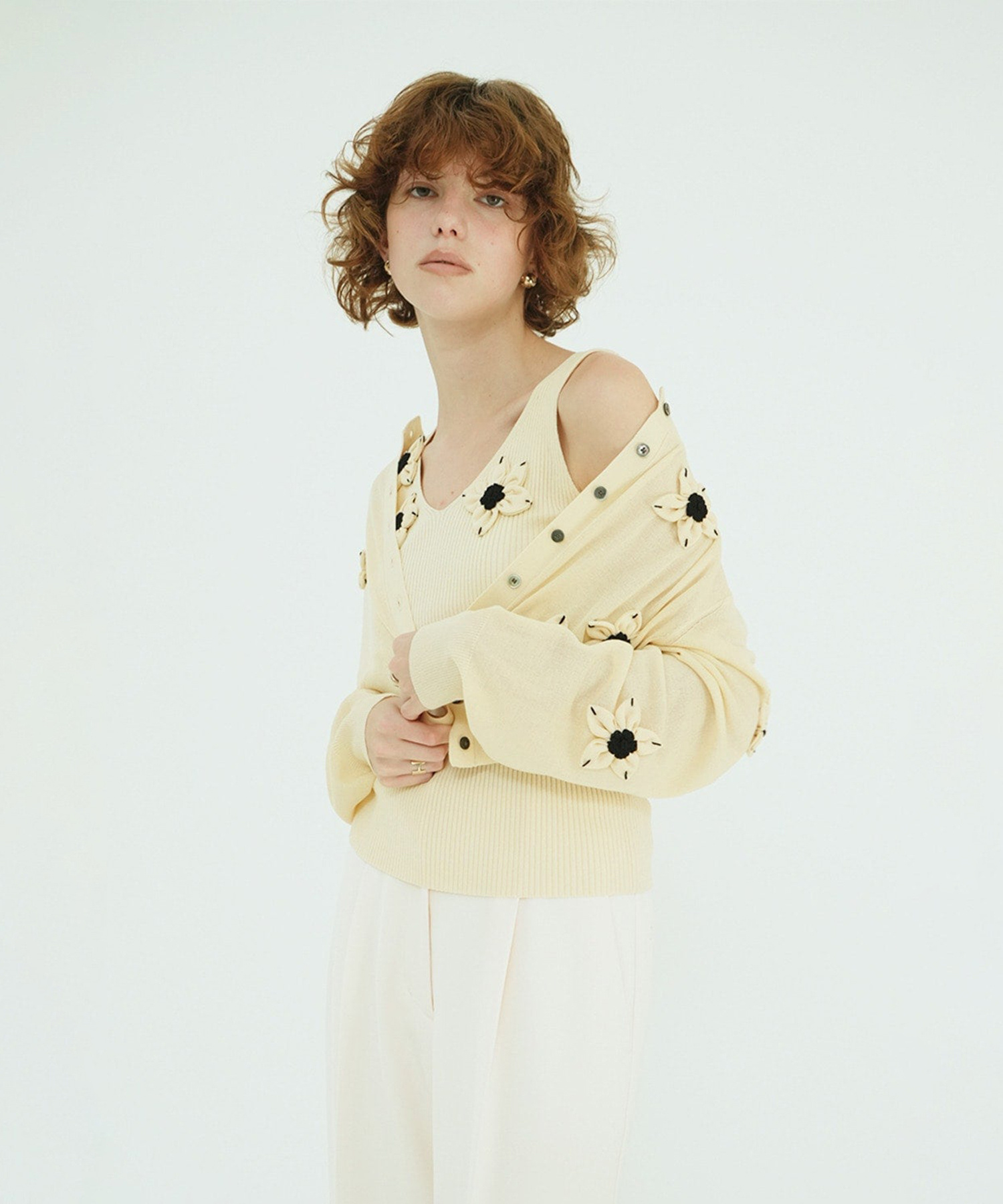 FLOWER MOTIF KNIT CARDIGAN CLANE