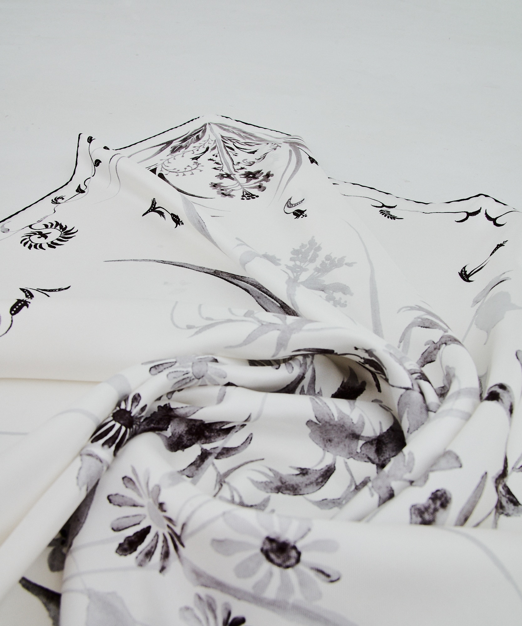 Hand Printed Silk Scarf Mame Kurogouchi