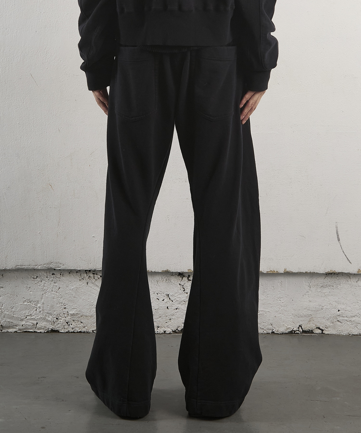 3D TWISTED LOUNGE WIDE PANTS NVRFRGT