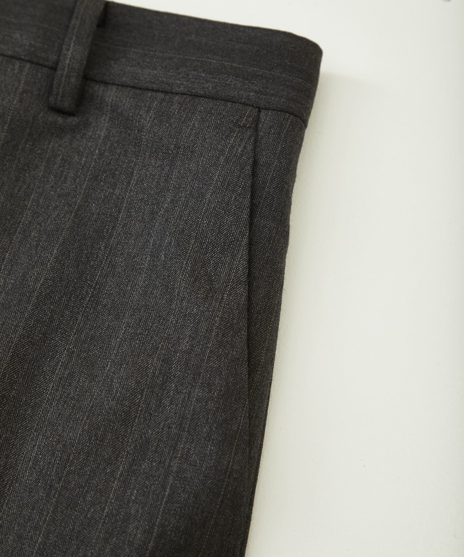 EX.WESTERAN STRAIGHT TROUSERS -STRIPE WOOL｜The Letters