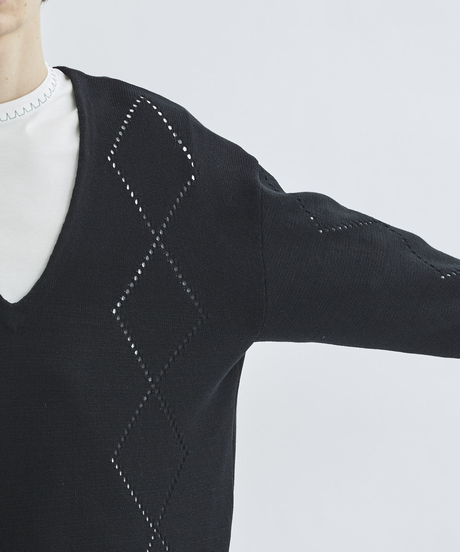 SPARKLE V-NECK PO LiNoH