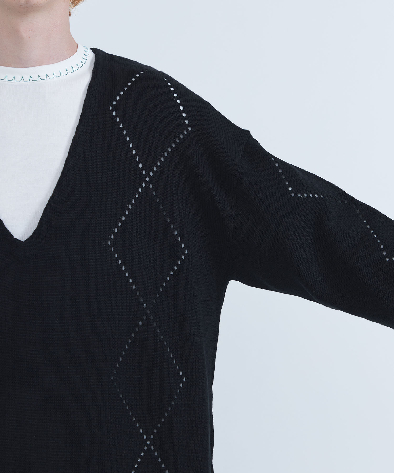 SPARKLE V-NECK PO LiNoH