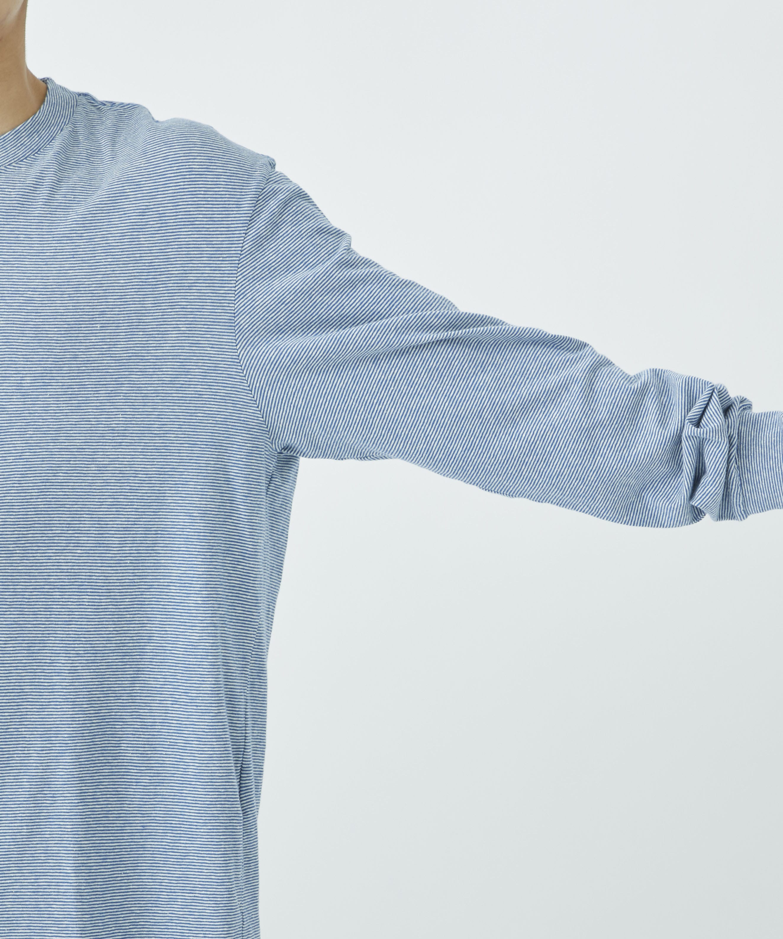 Long-sleeve micro border T-shirt UNUSED