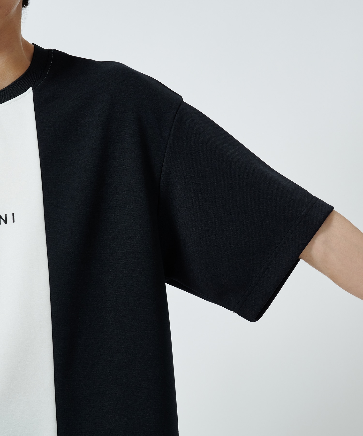 〈別注〉 LOGO TEE CULLNI