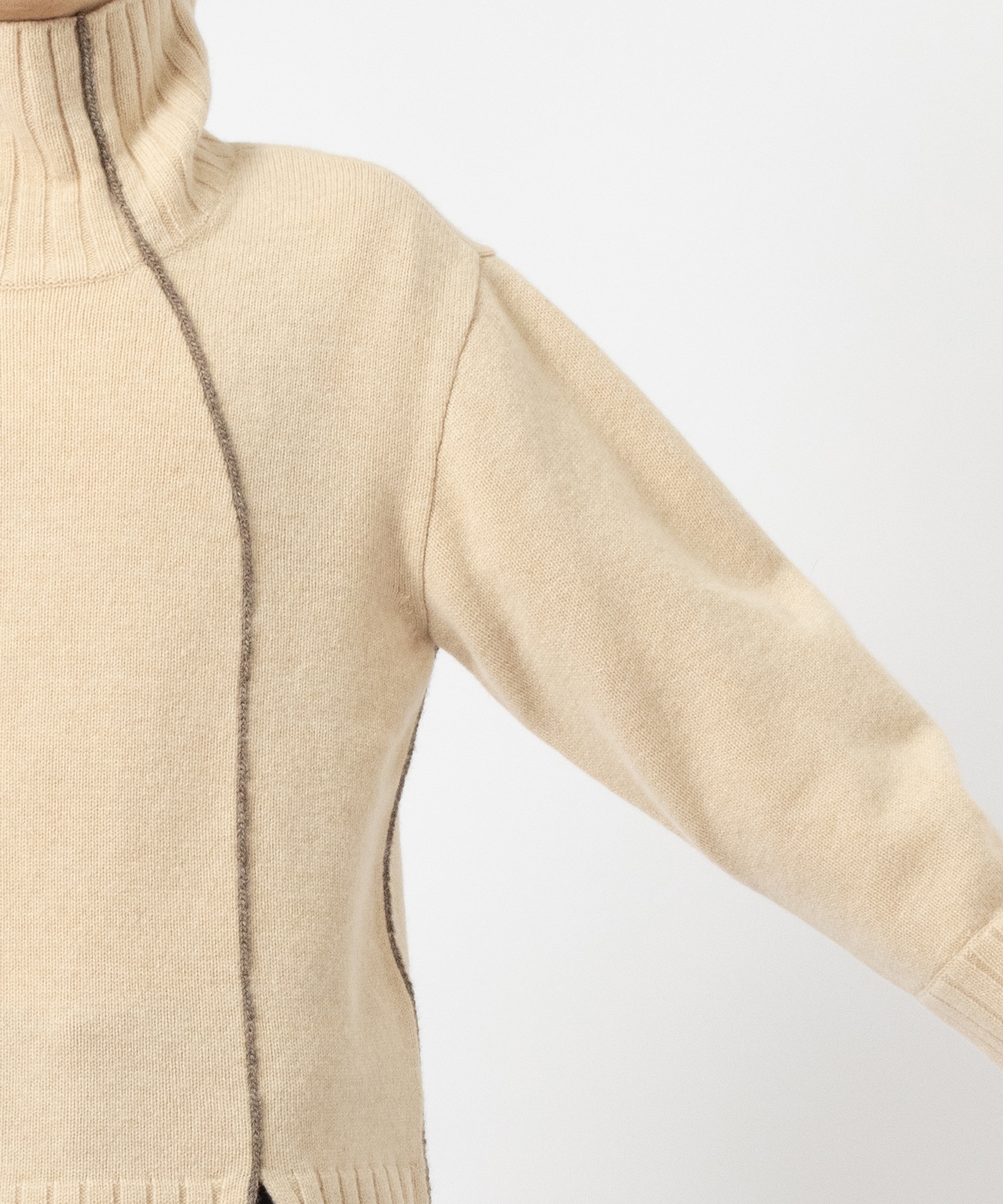 Turtle Neck Knit UJOH HOMME