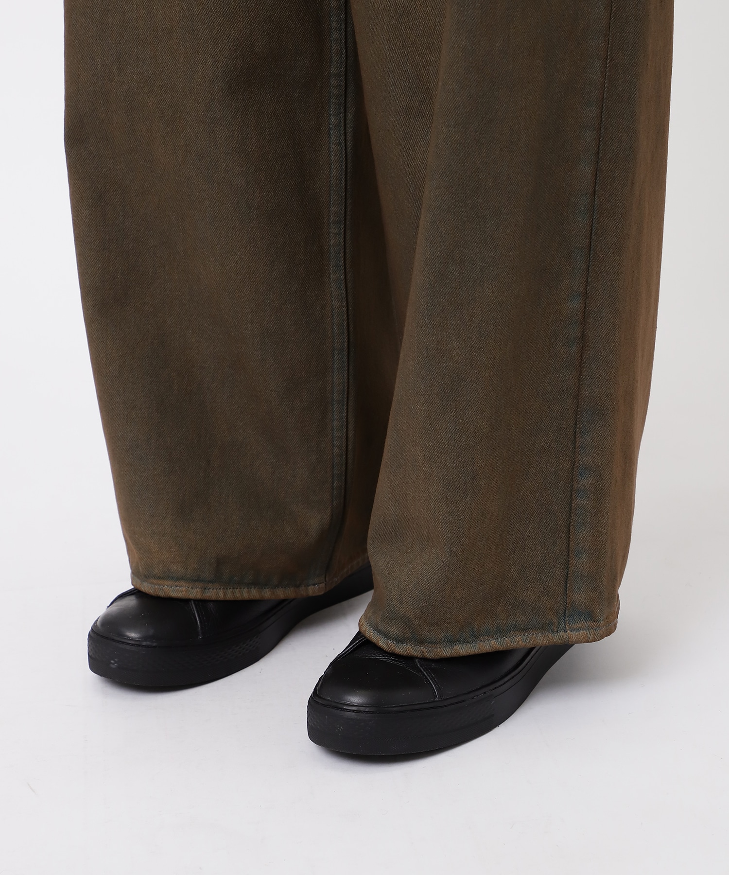 BLEACH OVERDYE JEANS STUDIOUS