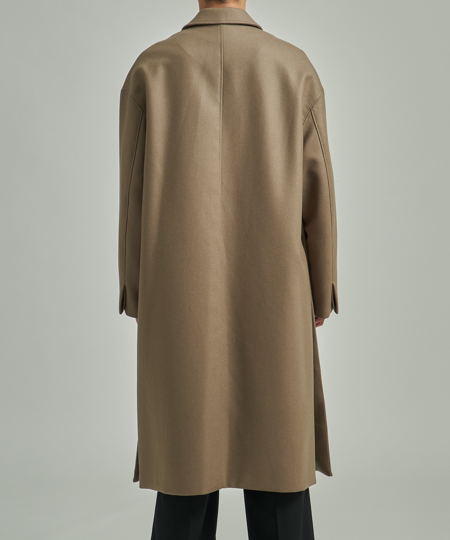 THE LOOSE CHESTER COAT