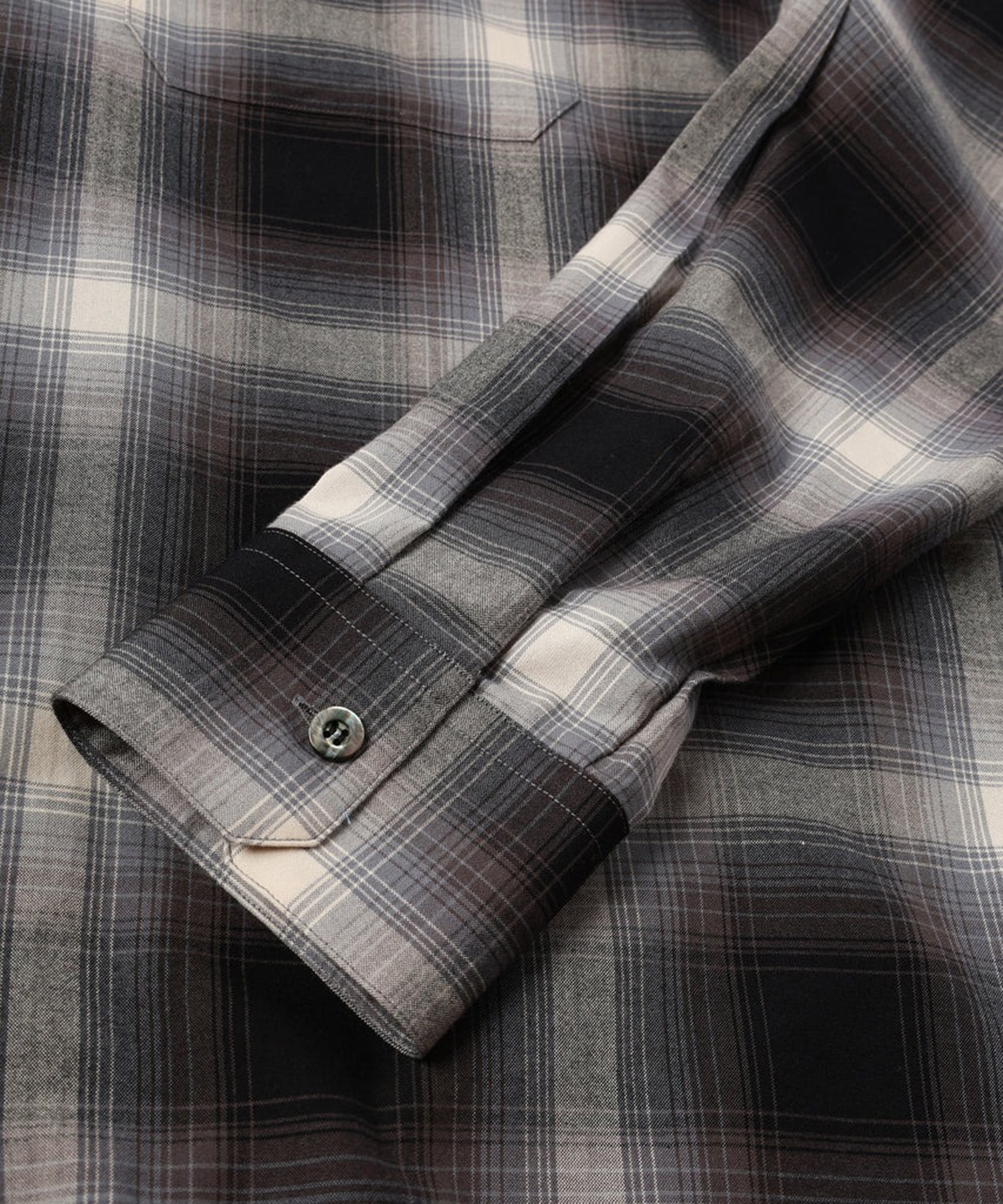 CHECK OPEN COLLAR SHIRT JieDa