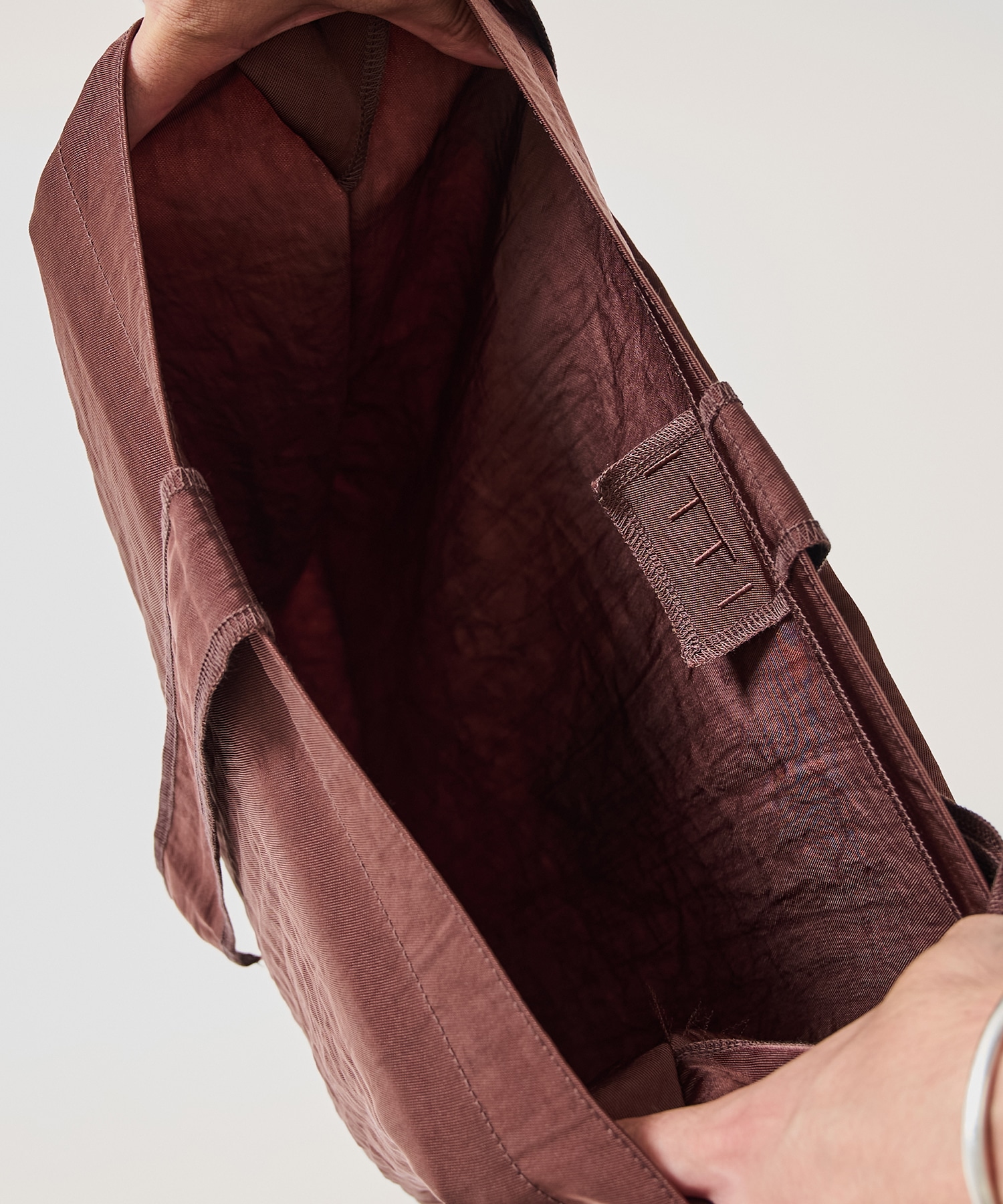 MARY INSIDE OUT TOTE - L / CERATO BRIGHT ITTI