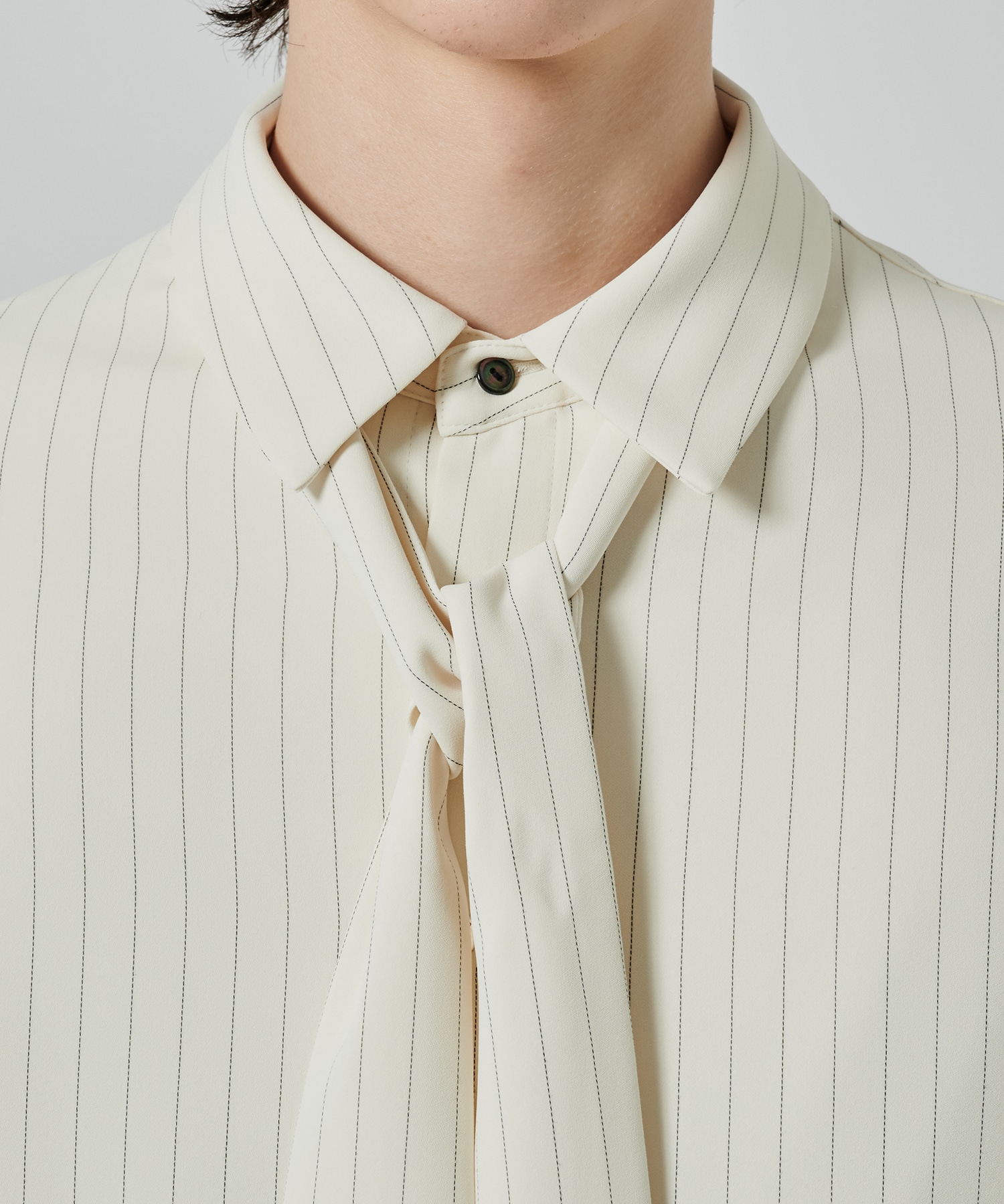 Double Satin Stripe Bow Tie Short Sleeve Shirt CULLNI