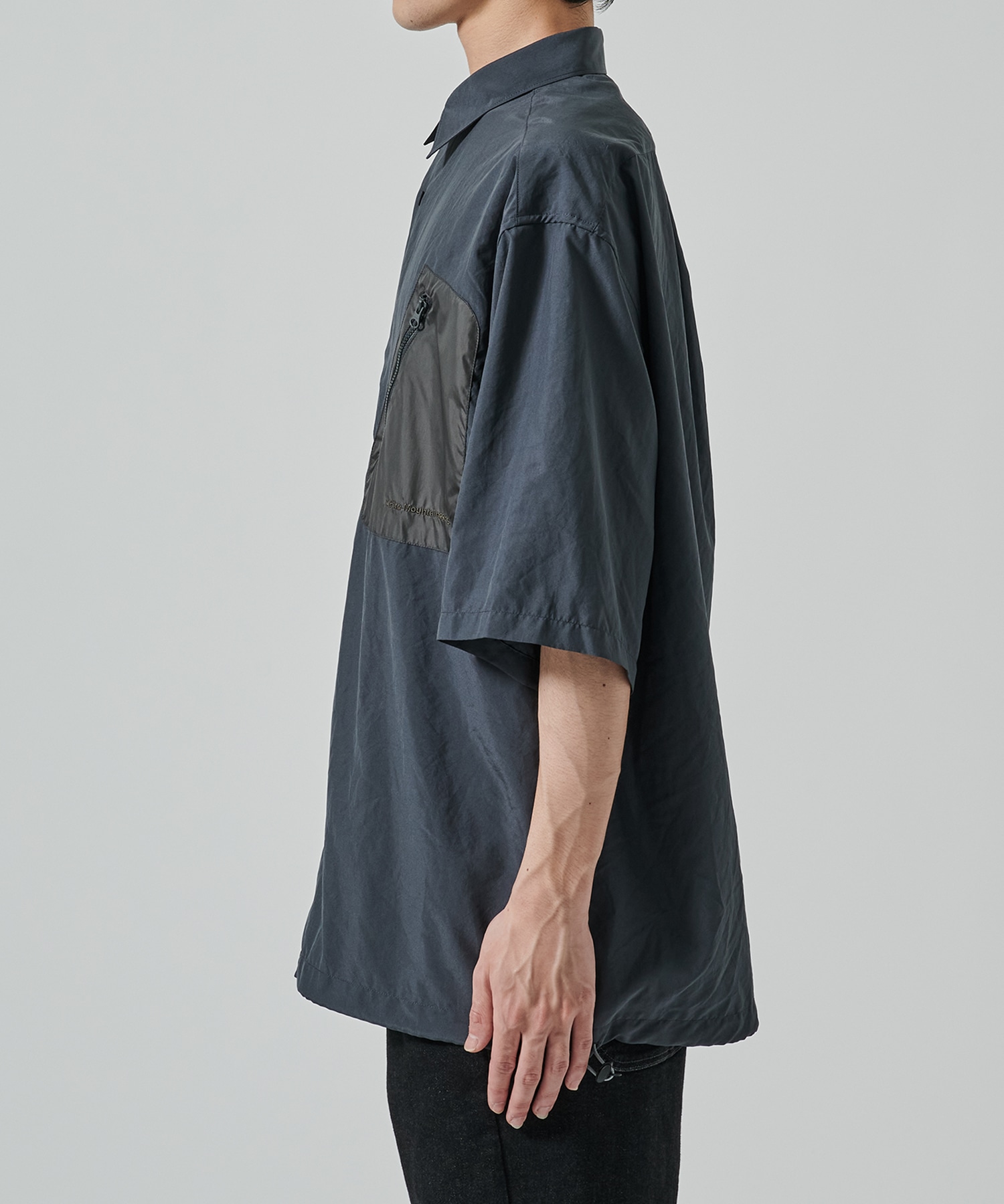 〈別注〉 DRAW CORD S/S POCKET SHIRTS White Mountaineering