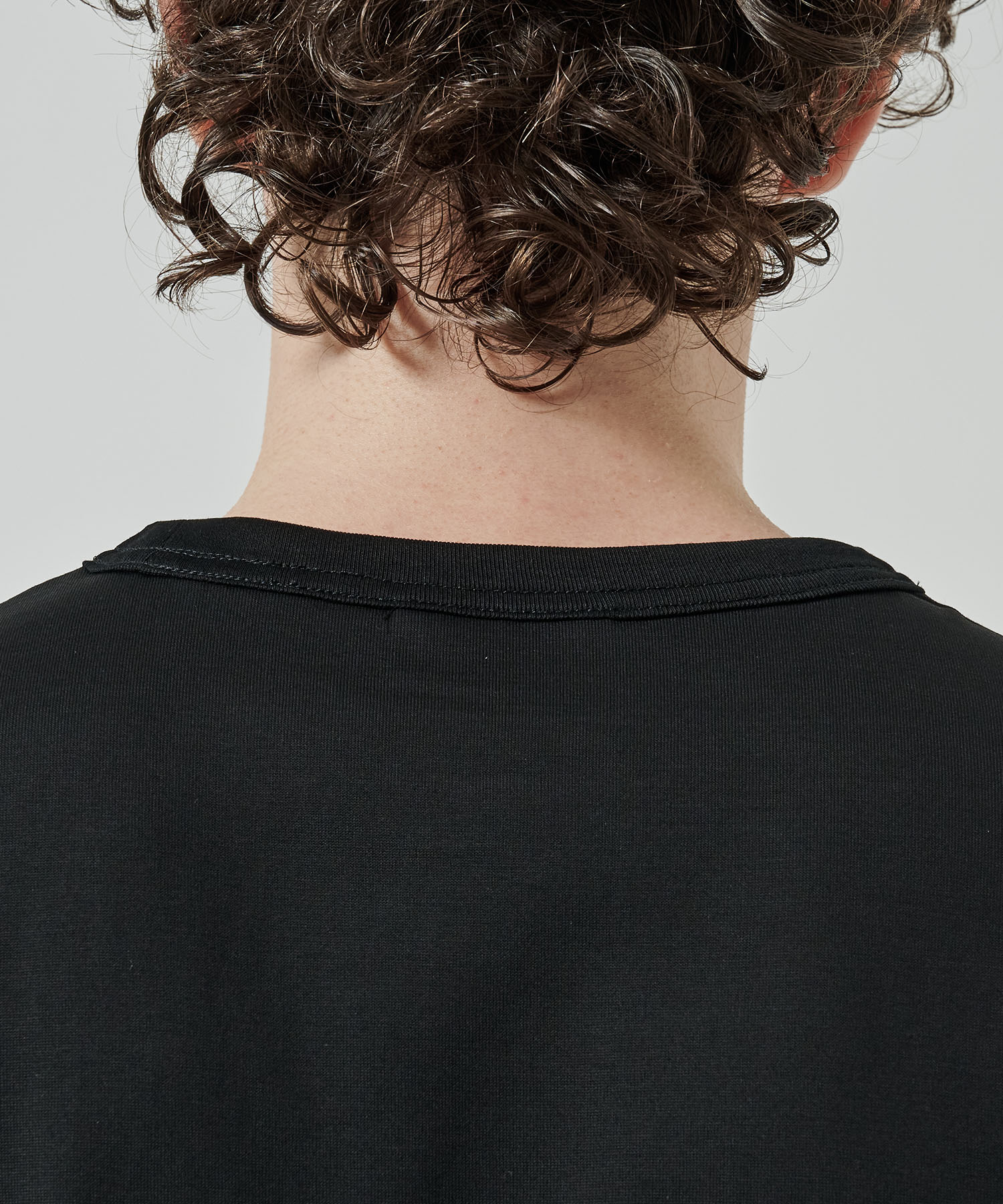 THE T-SHIRT THE RERACS