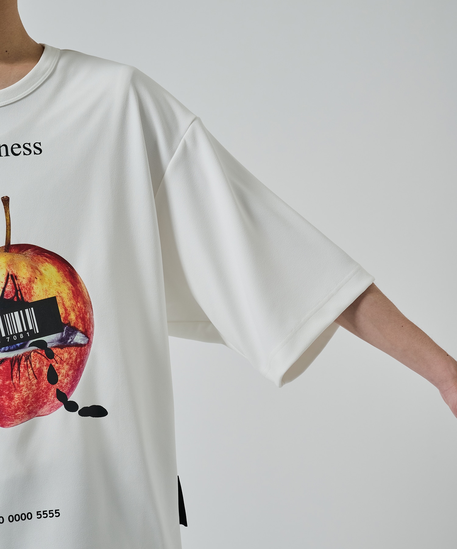 APPLE×TALTE TEE SHAREEF