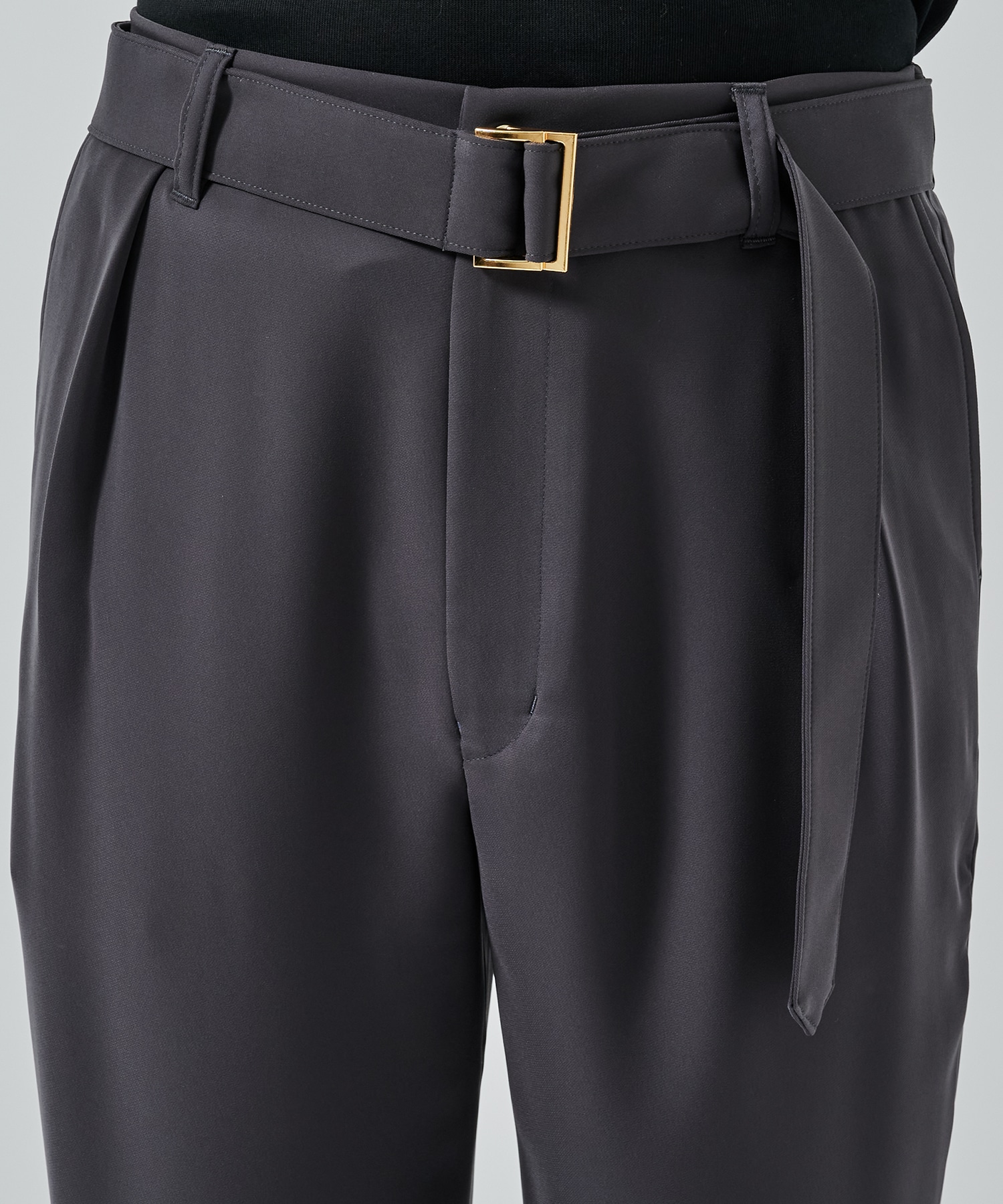 Dry Double Satin 1Tuck Pant with Long Belt CULLNI