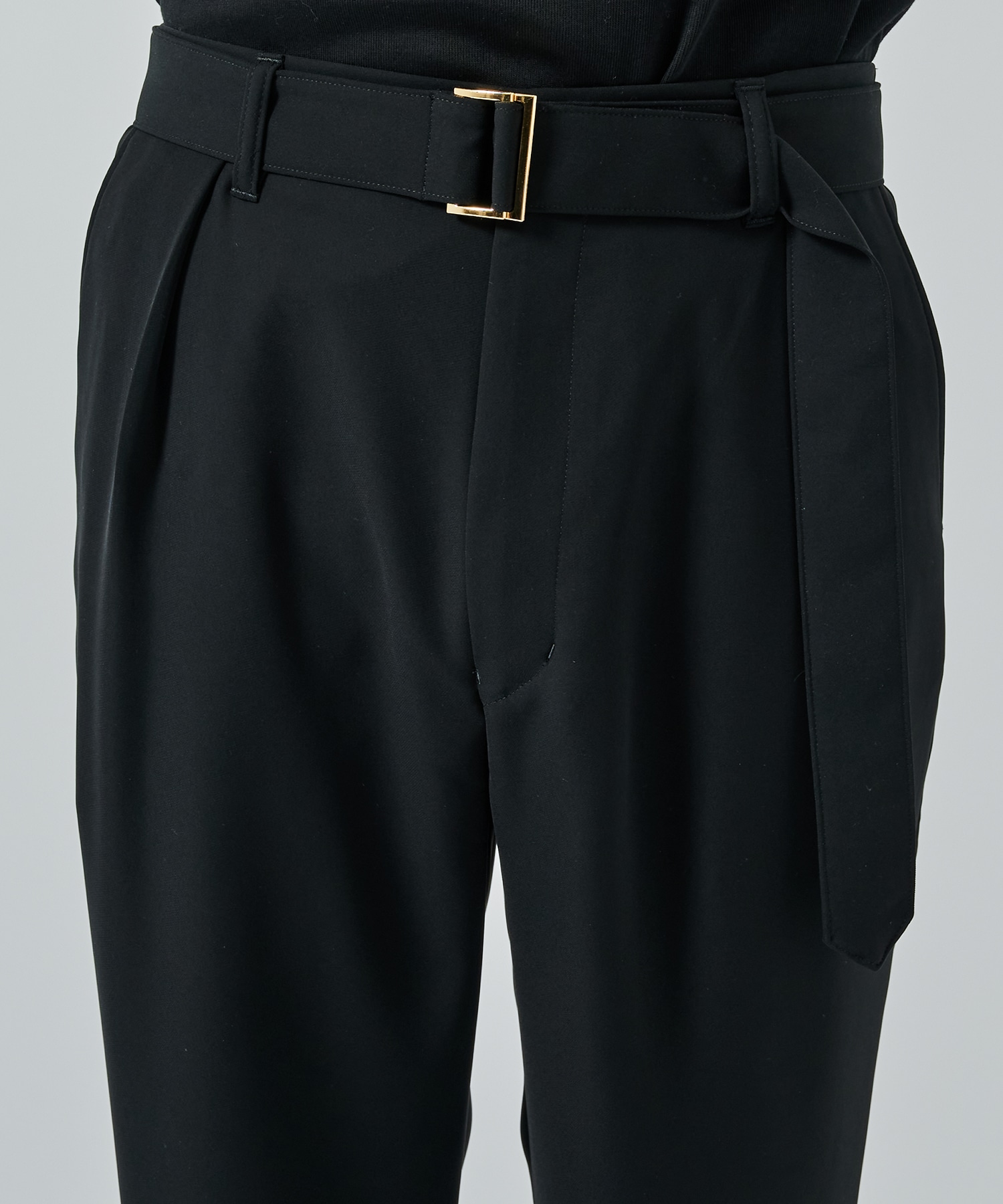 Dry Double Satin 1Tuck Pant with Long Belt CULLNI