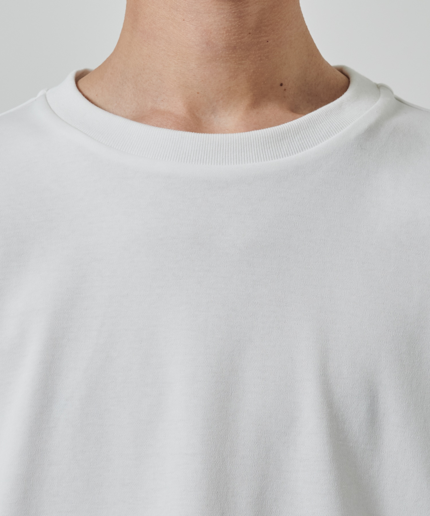 HIGH TWIST RELAX FIT TEE STUDIOUS