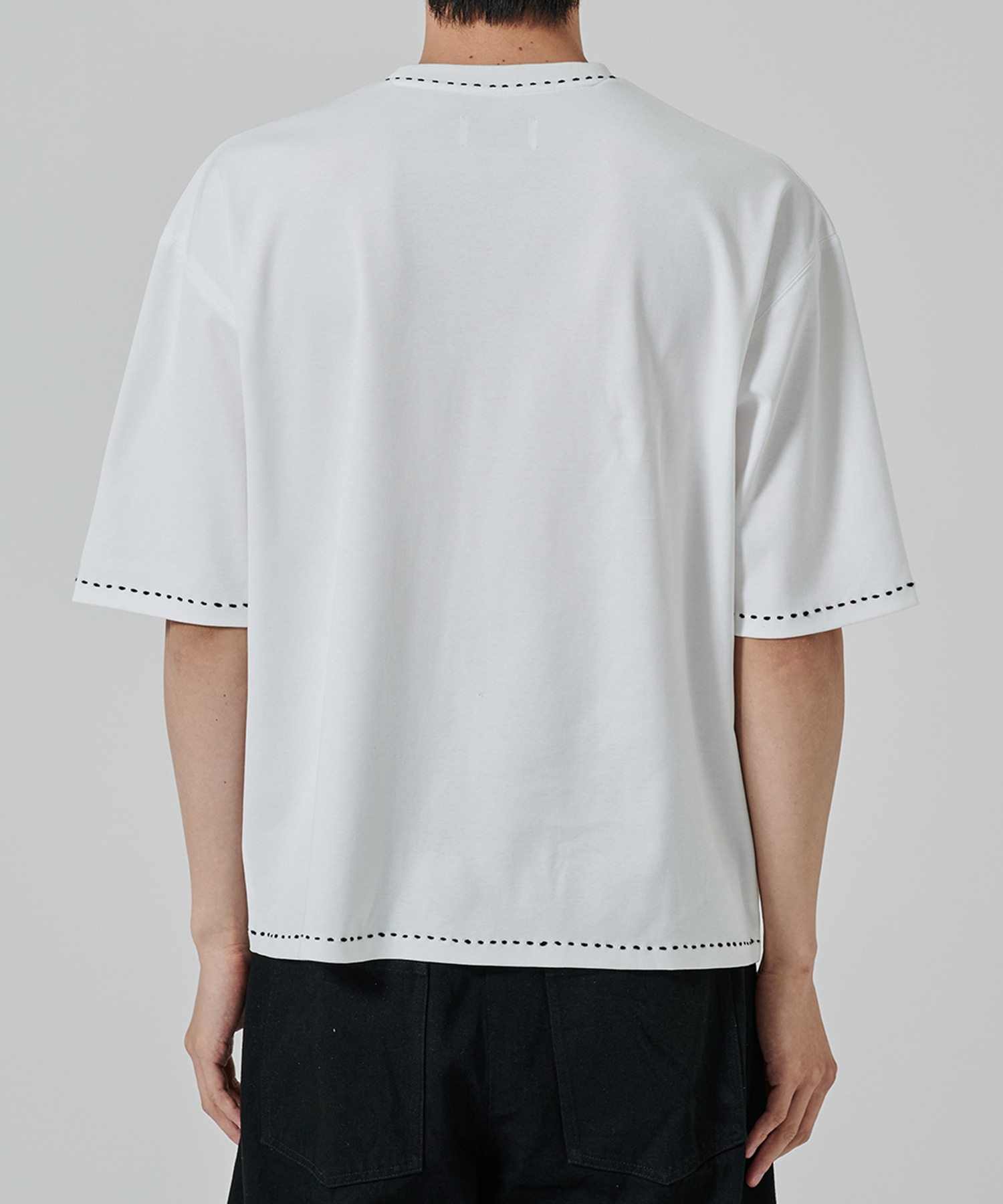 HAND STITCH TEE STUDIOUS
