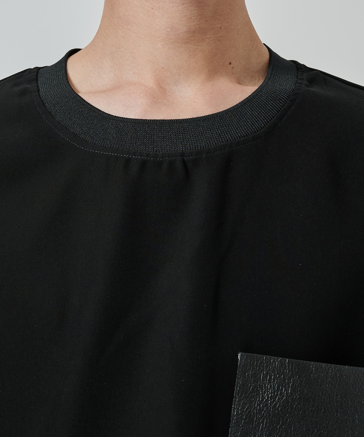 〈別注〉Sugoku Suzushii Leather Pocket S/S TEE CULLNI