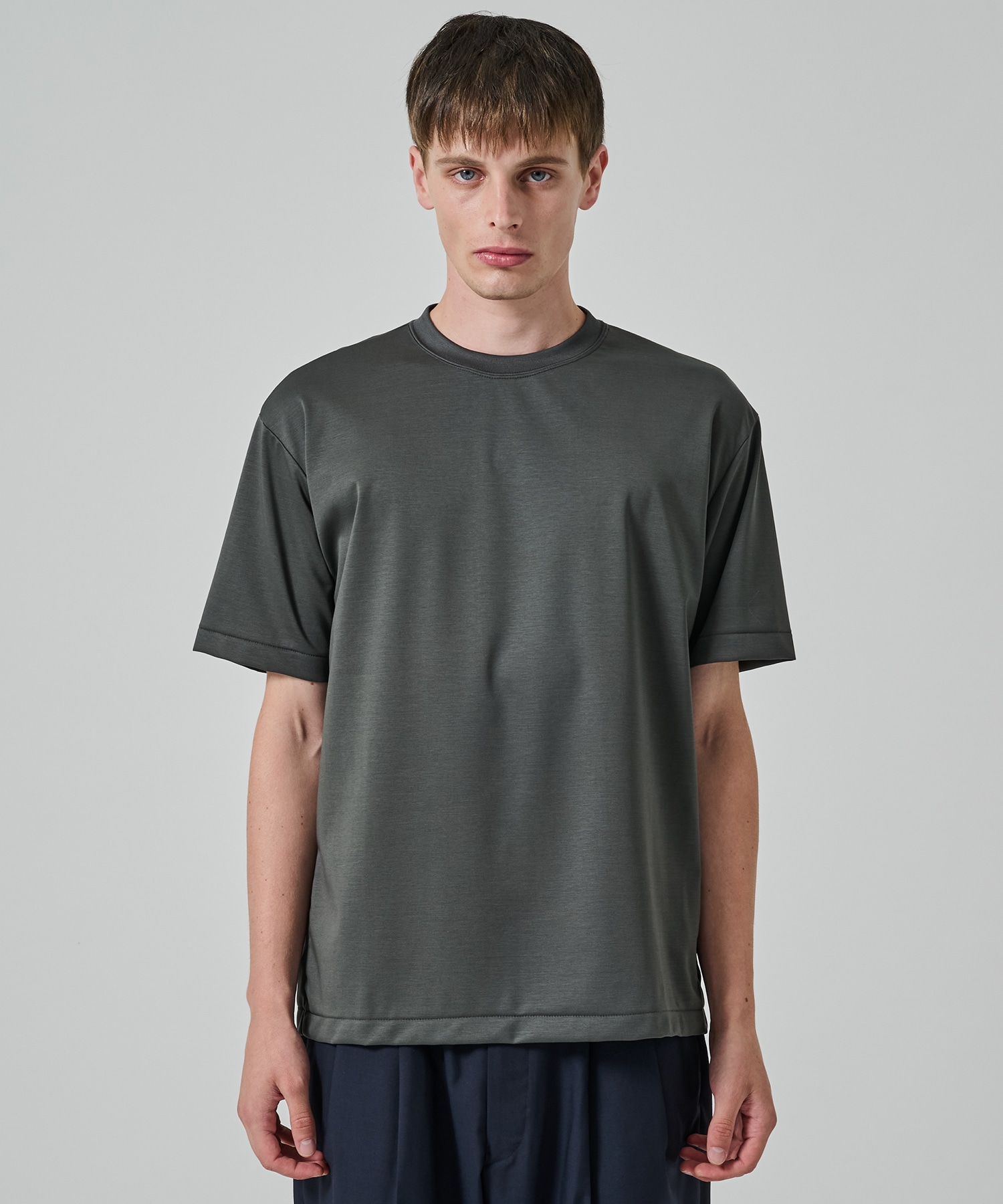 32G ロイヤルクール レギュラーTシャツ STUDIOUS