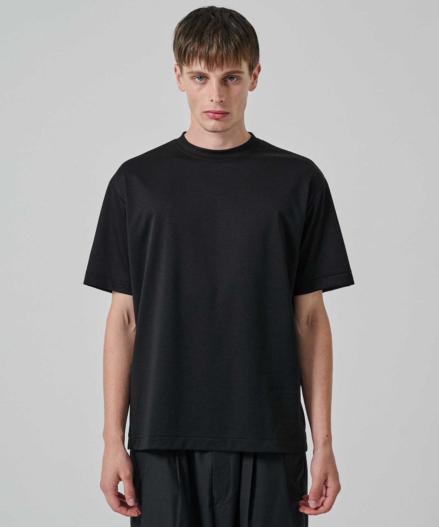 32G ロイヤルクール レギュラーTシャツ STUDIOUS