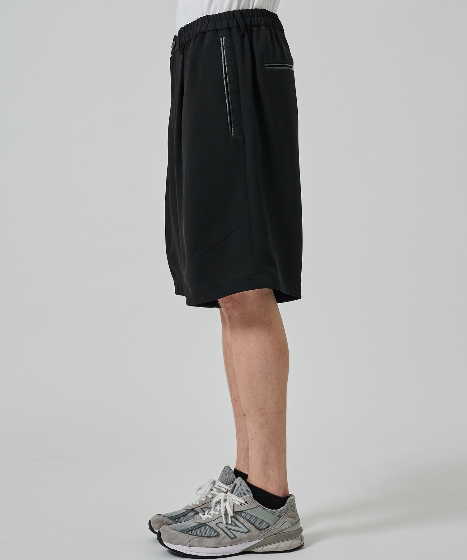 SUMMER ESSENTIAL SHORT PANTS STUDIOUS