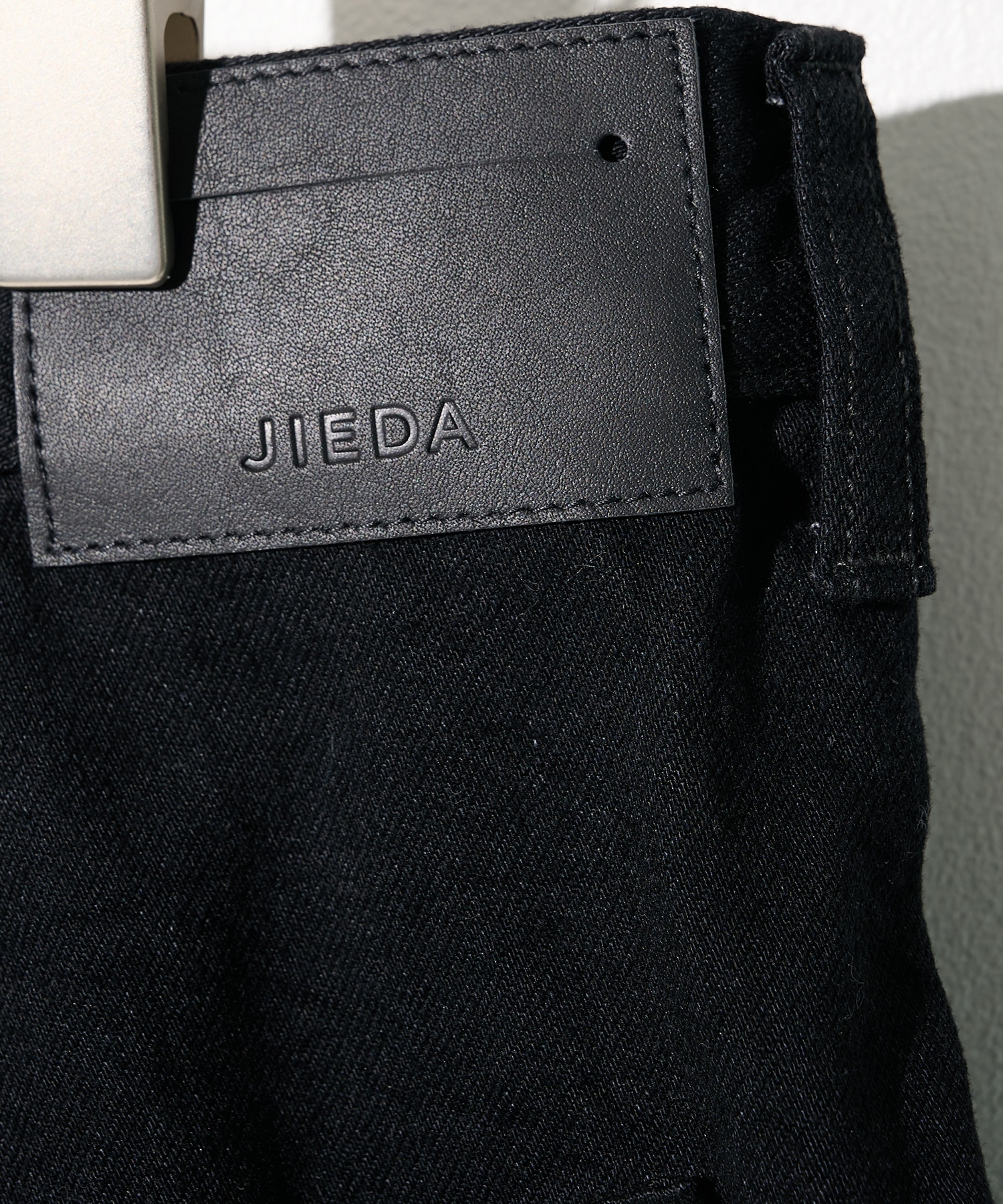 3D 3/4 DENIM PANTS JieDa