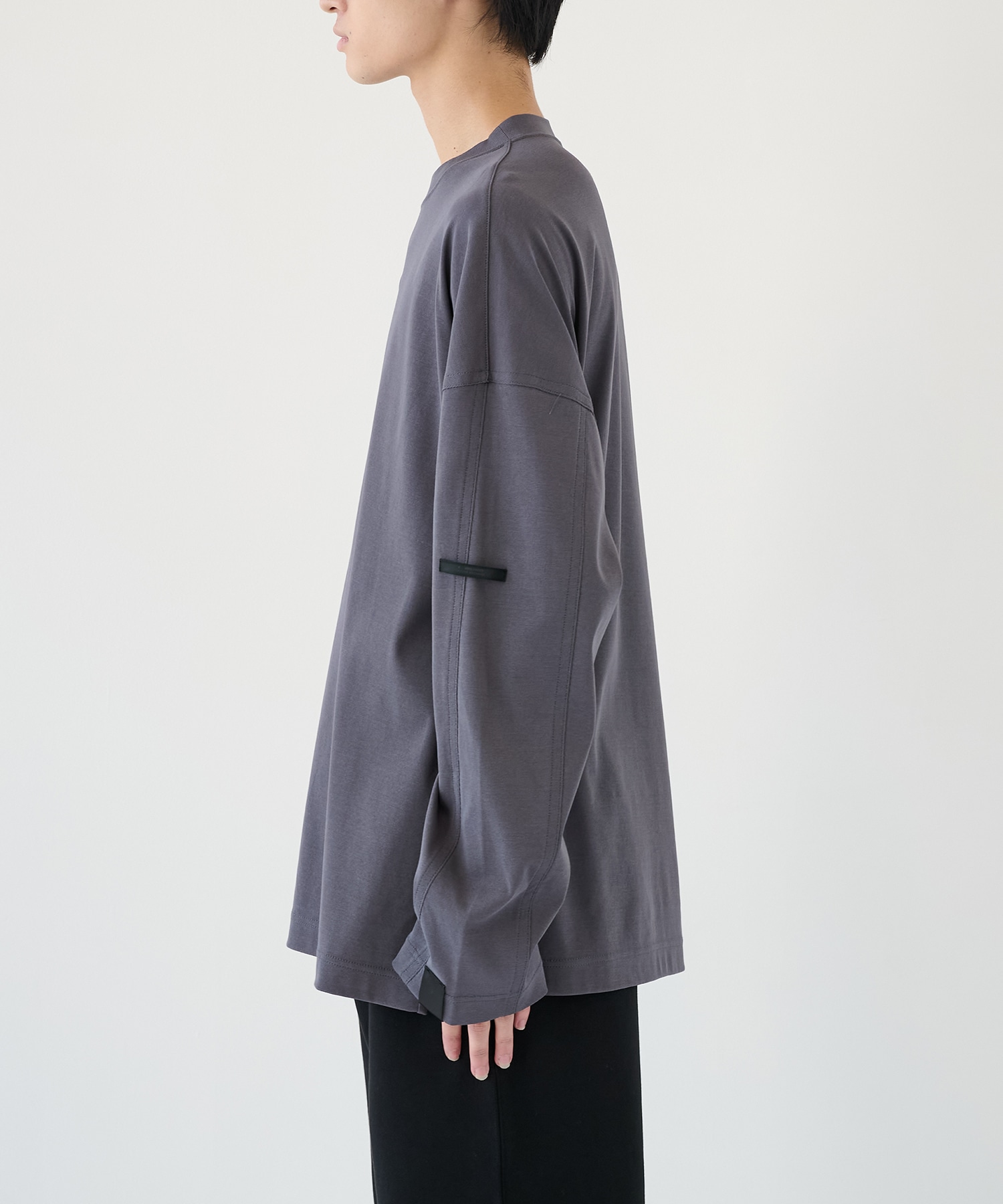 2252-CS07-033 L/S TEE N.HOOLYWOOD