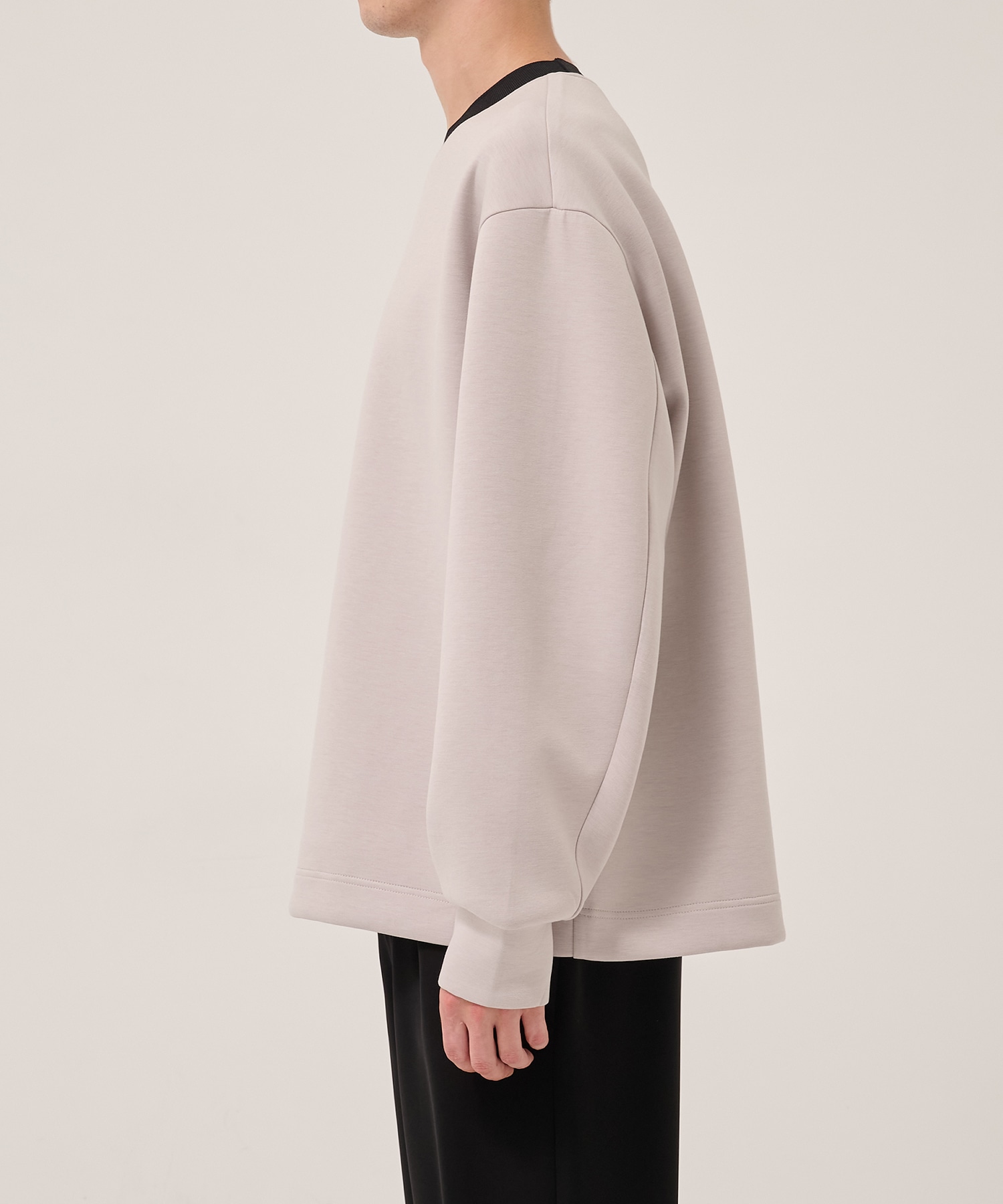 CULLNI Logo Embroidery Long Sleeve Pullover CULLNI