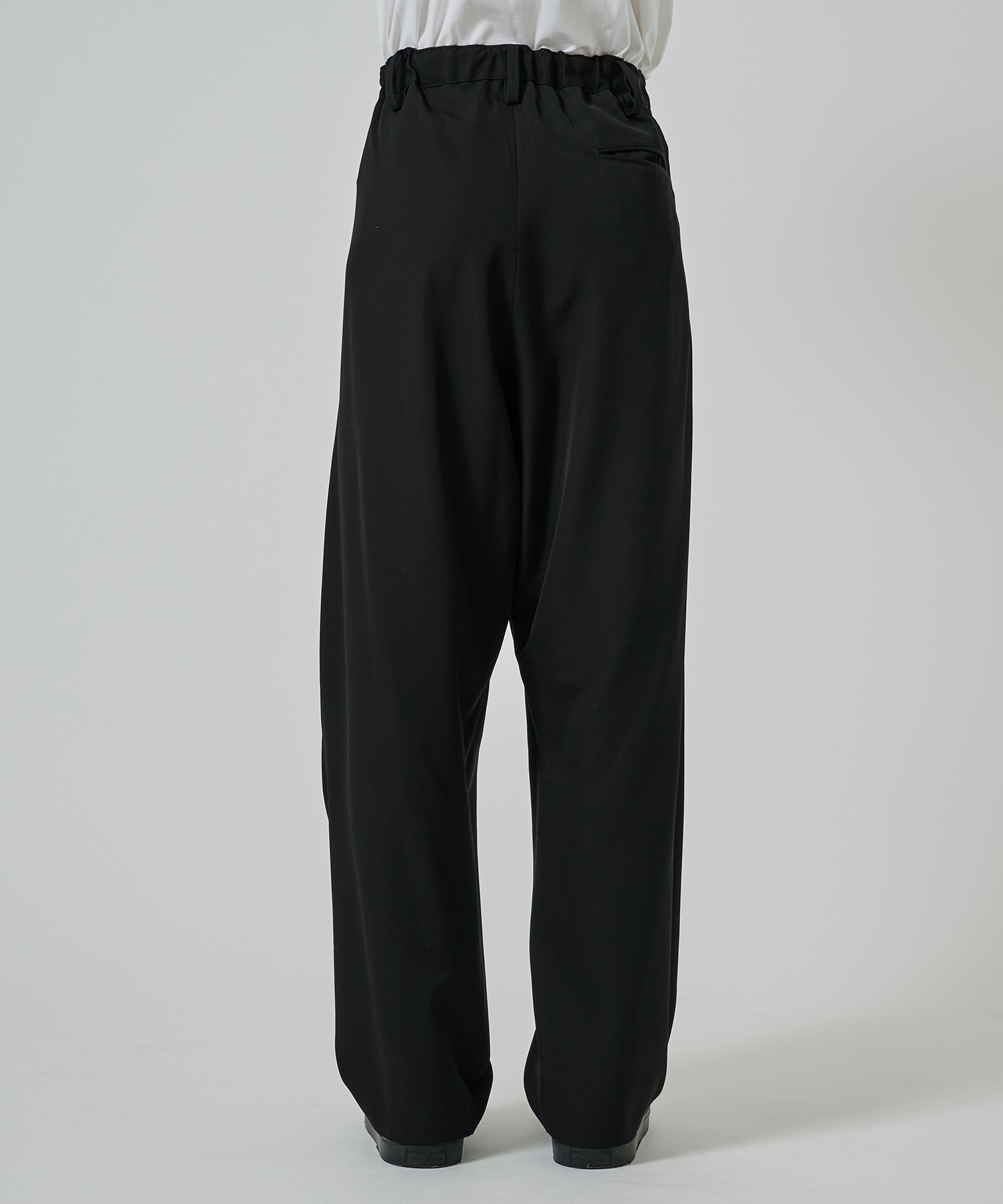Cross Tuck PNT UJOH HOMME