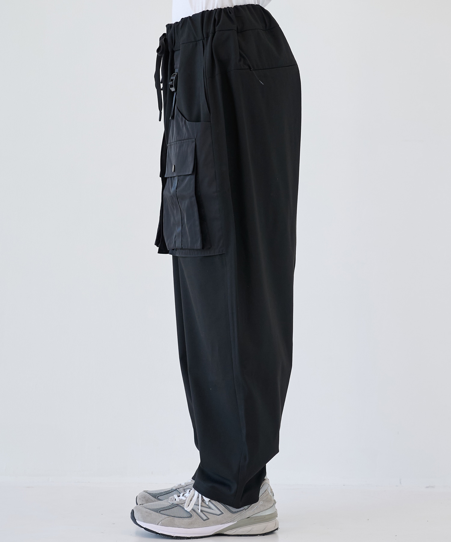 CARGO SAROUEL PANTS White Mountaineering
