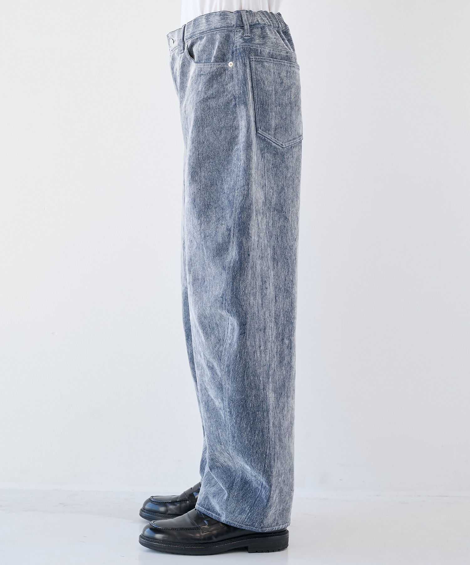 FLOCKY DENIM STUDIOUS