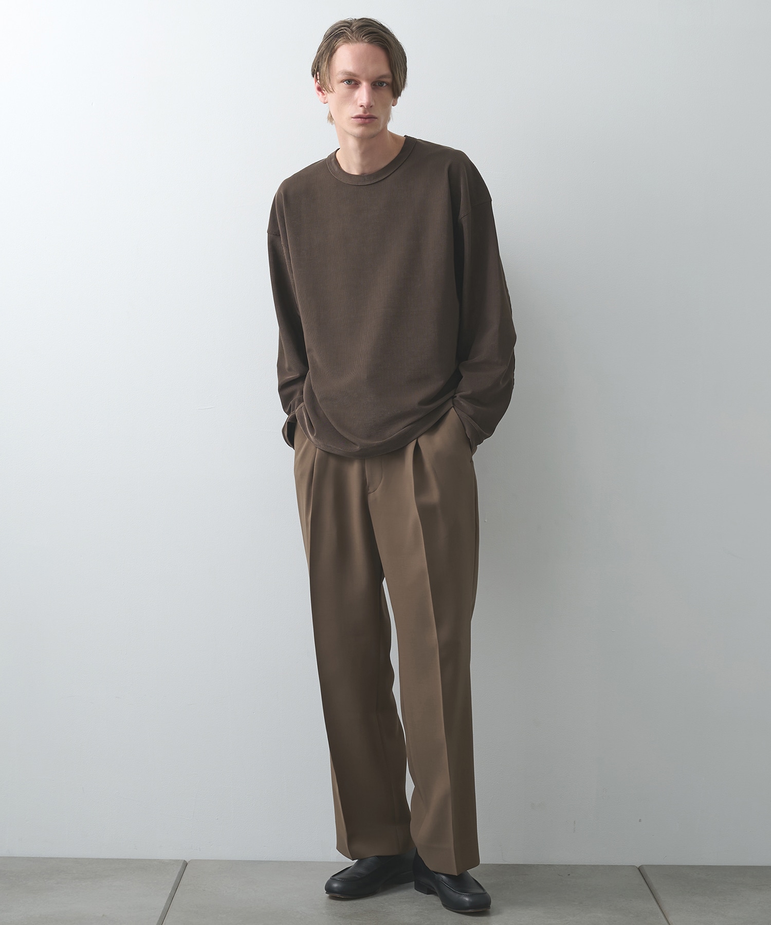 ドリームテックストレートスラックス STUDIOUS