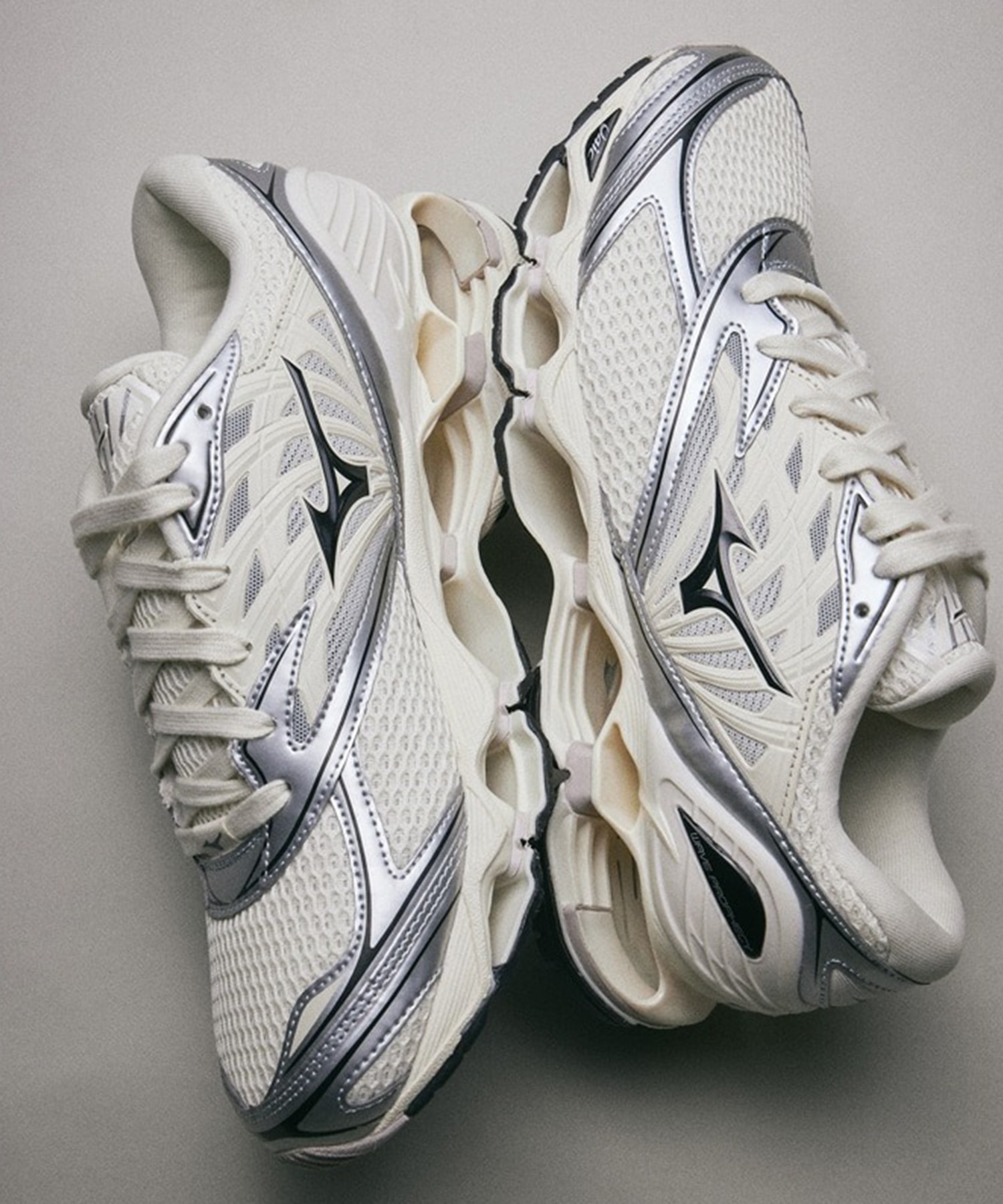 WAVE PROPHECY LS MIZUNO