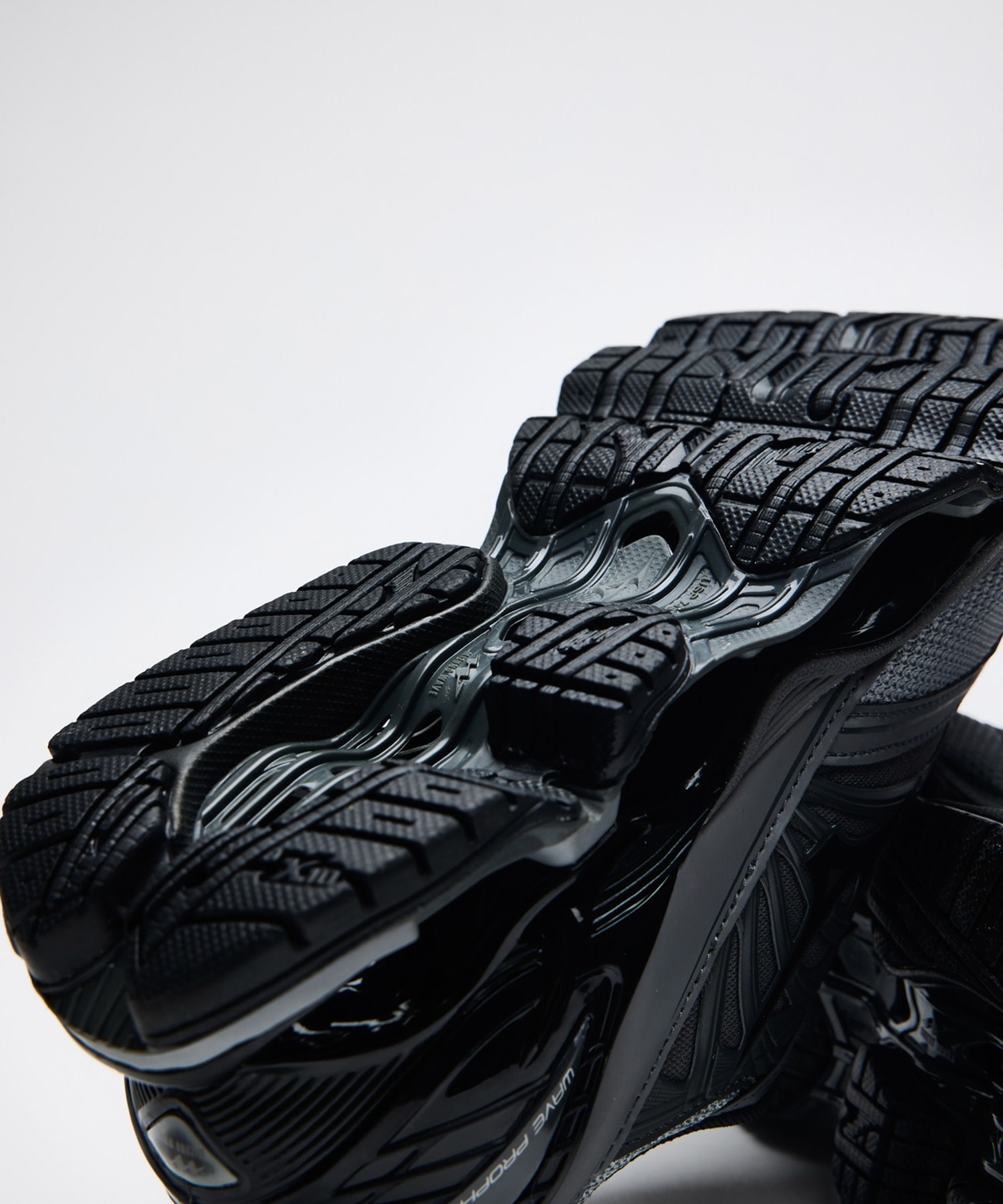 WAVE PROPHECY LS MIZUNO
