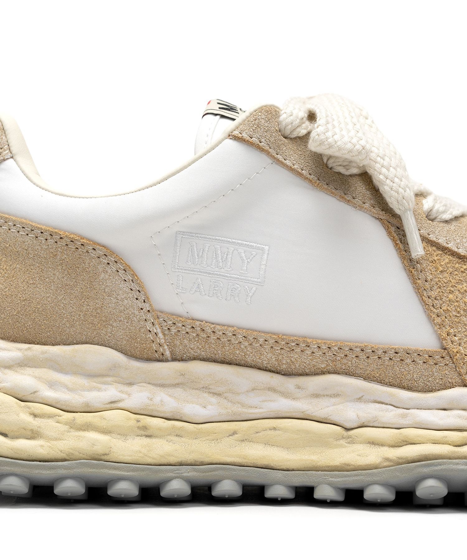 LARRY OG Sole Vintage Mix Material Low-top Sneaker Maison MIHARA YASUHIRO