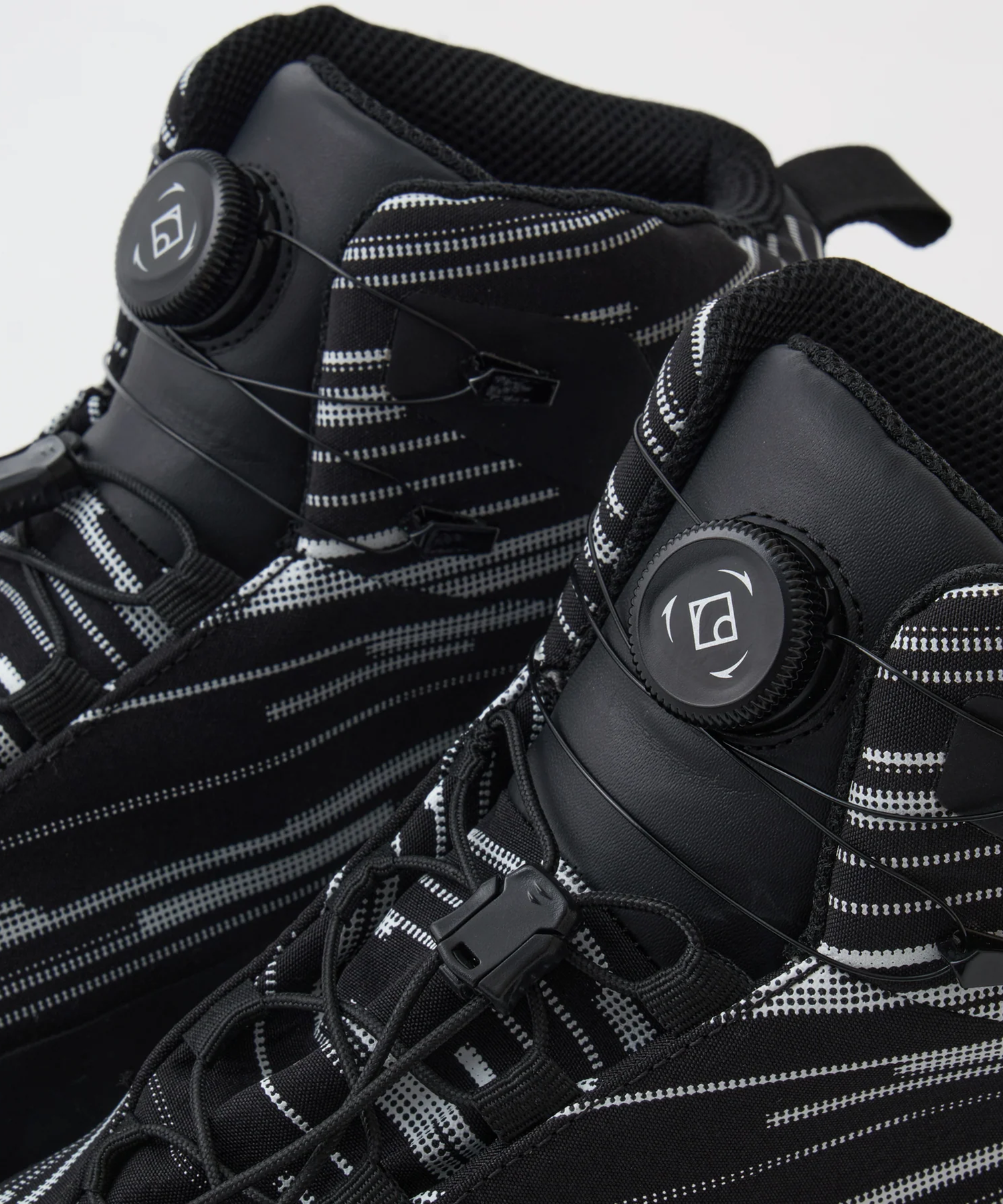 WM×rig footwear tembea White Mountaineering