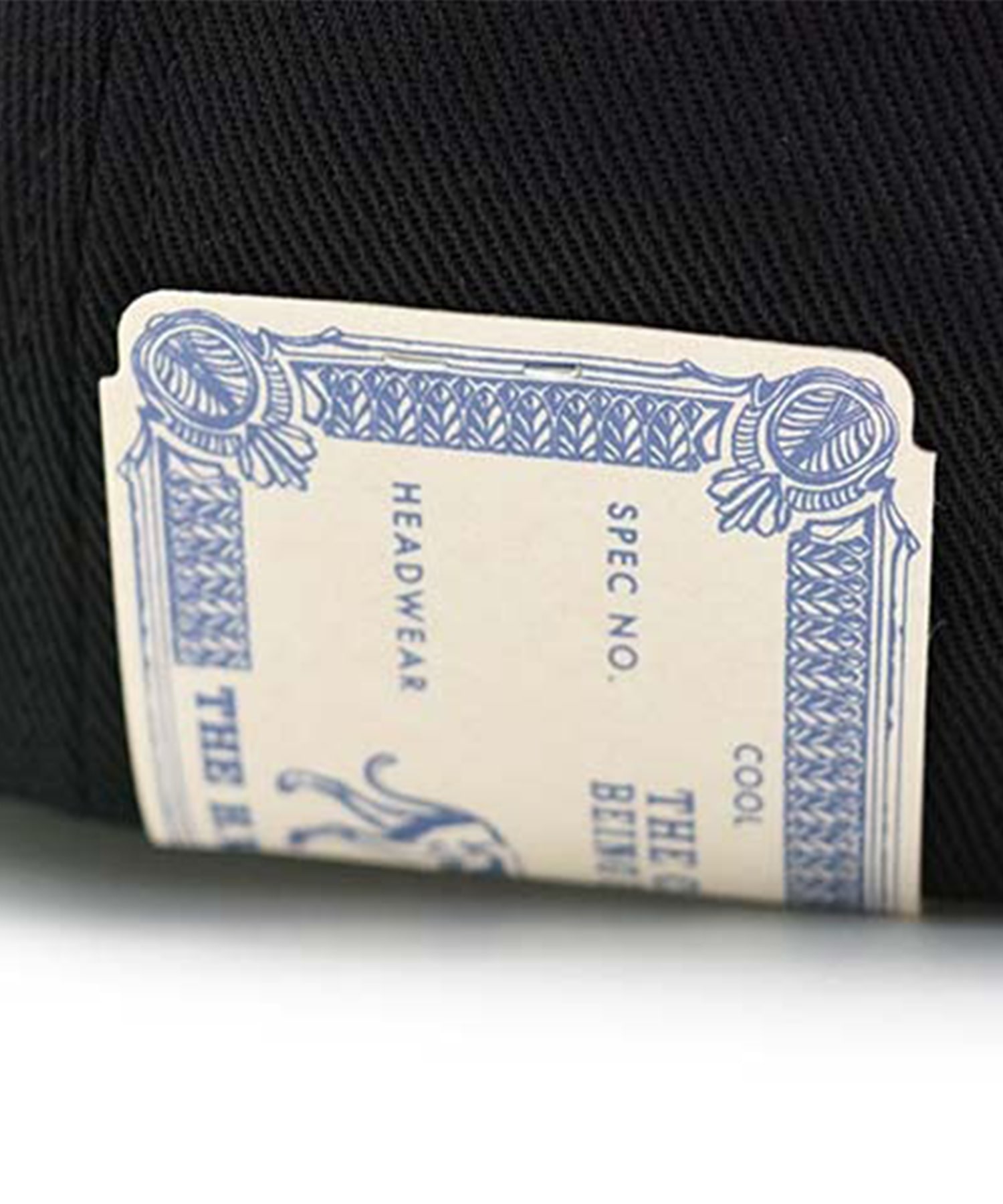 EMBROIDERY ON PRINT CAP THE H.W. DOG&CO