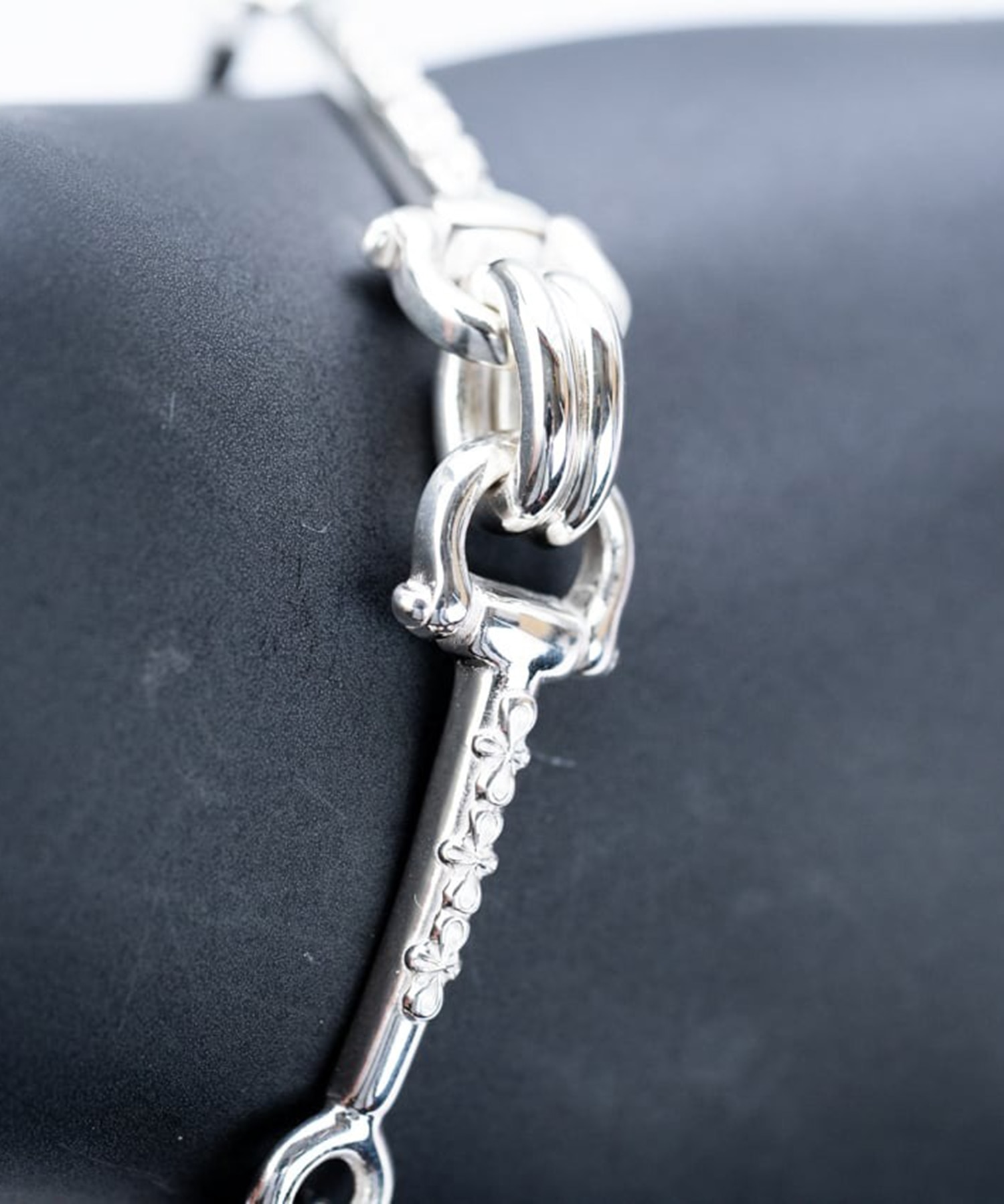 BN-083 Horse bit bracelet (elongated) WAKAN SILVER SMITH