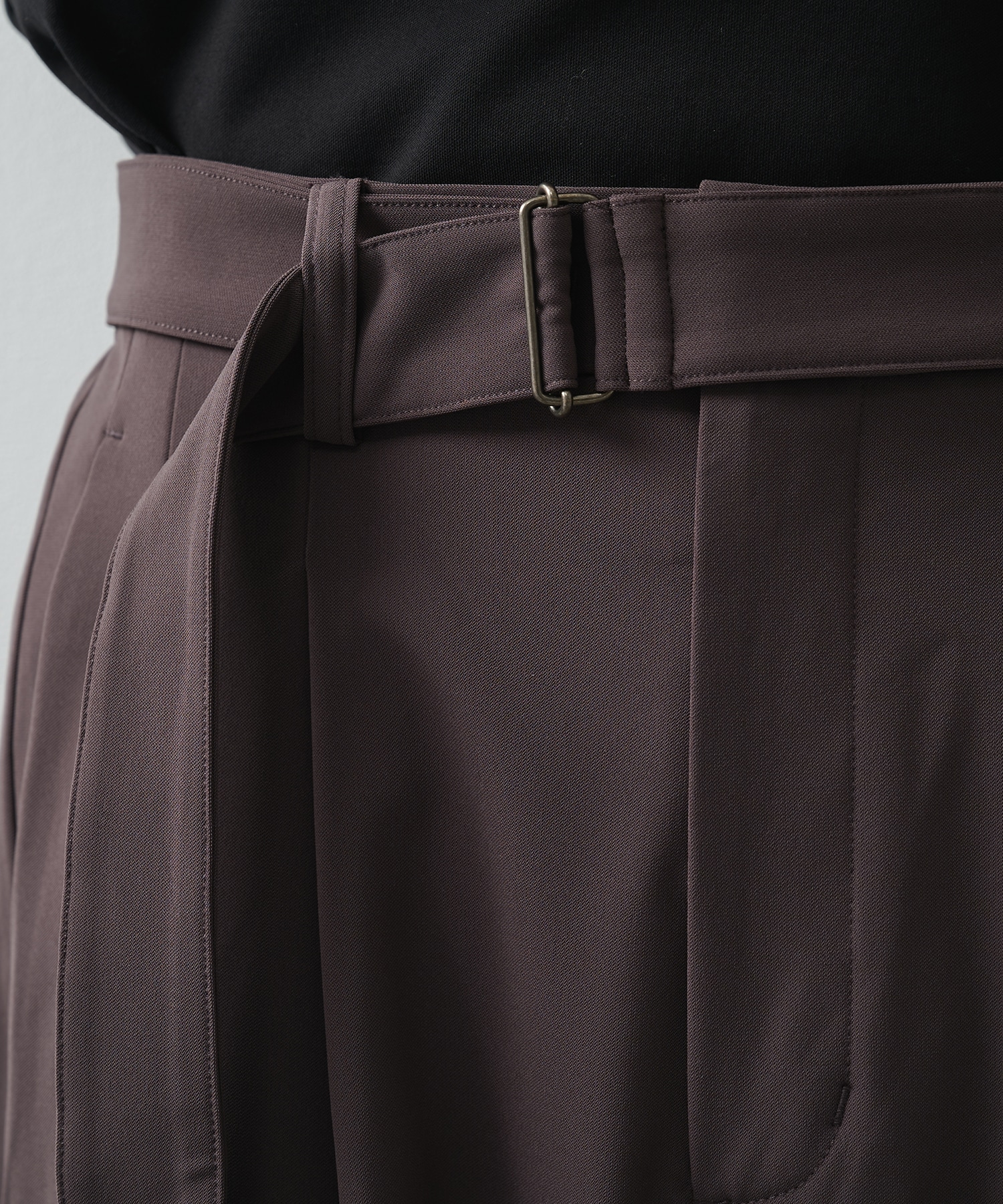 別注 BELTED WIDE TAPERD TROUSERS ATTACHMENT