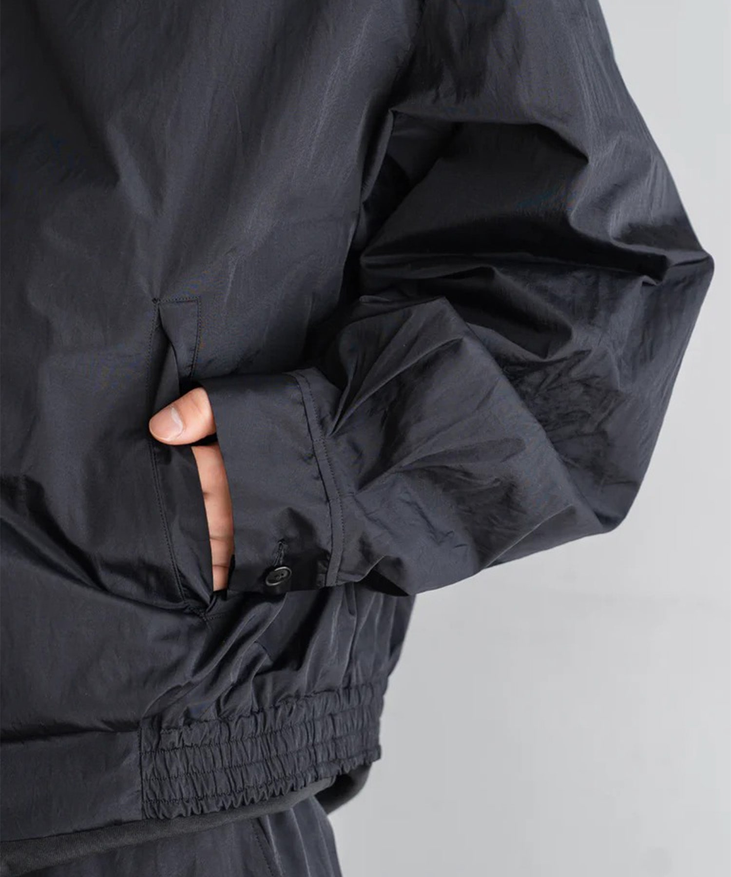 Poly-Silk Zip Jacket blurhms