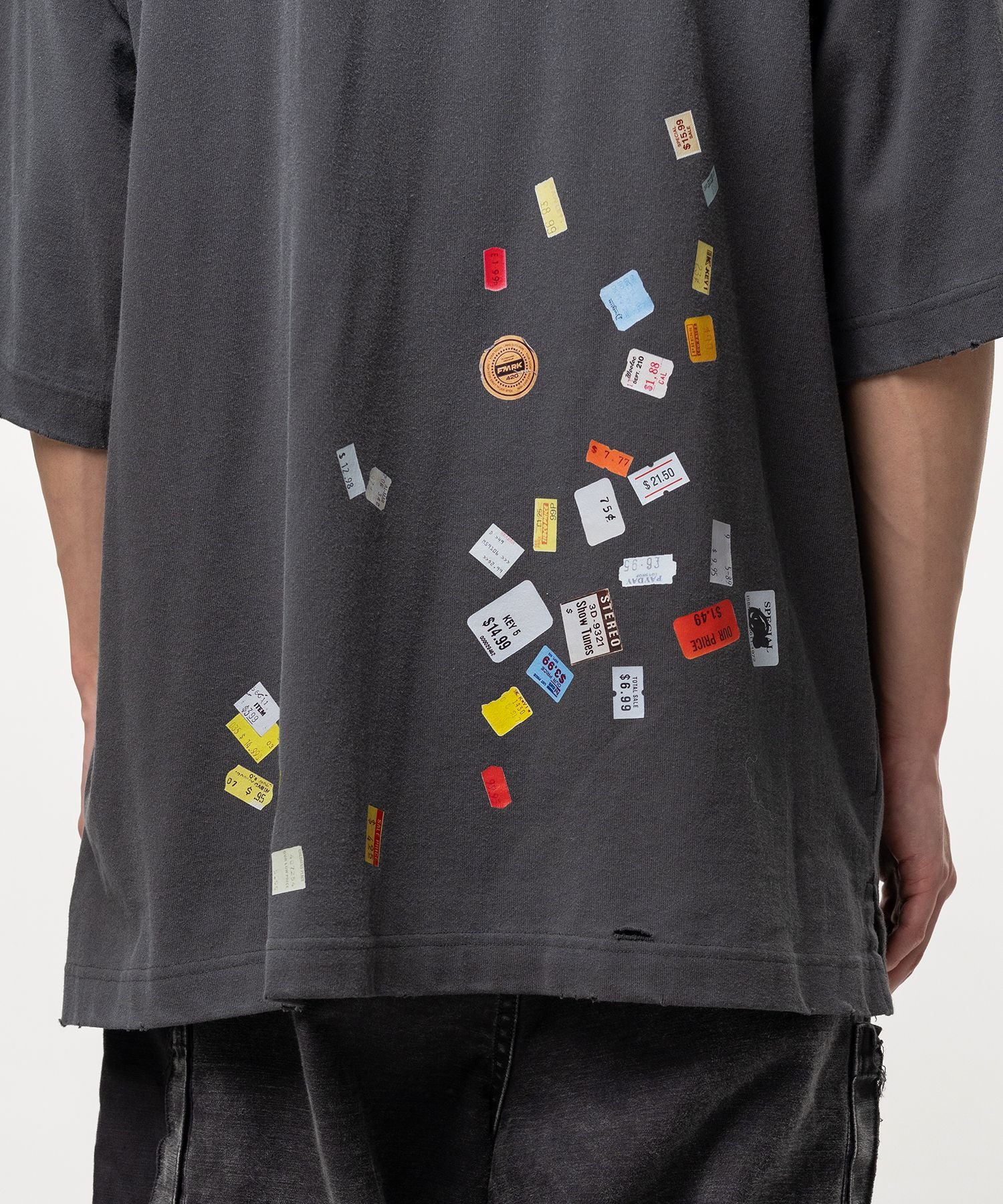PRICE STICKER TEE Maison MIHARA YASUHIRO