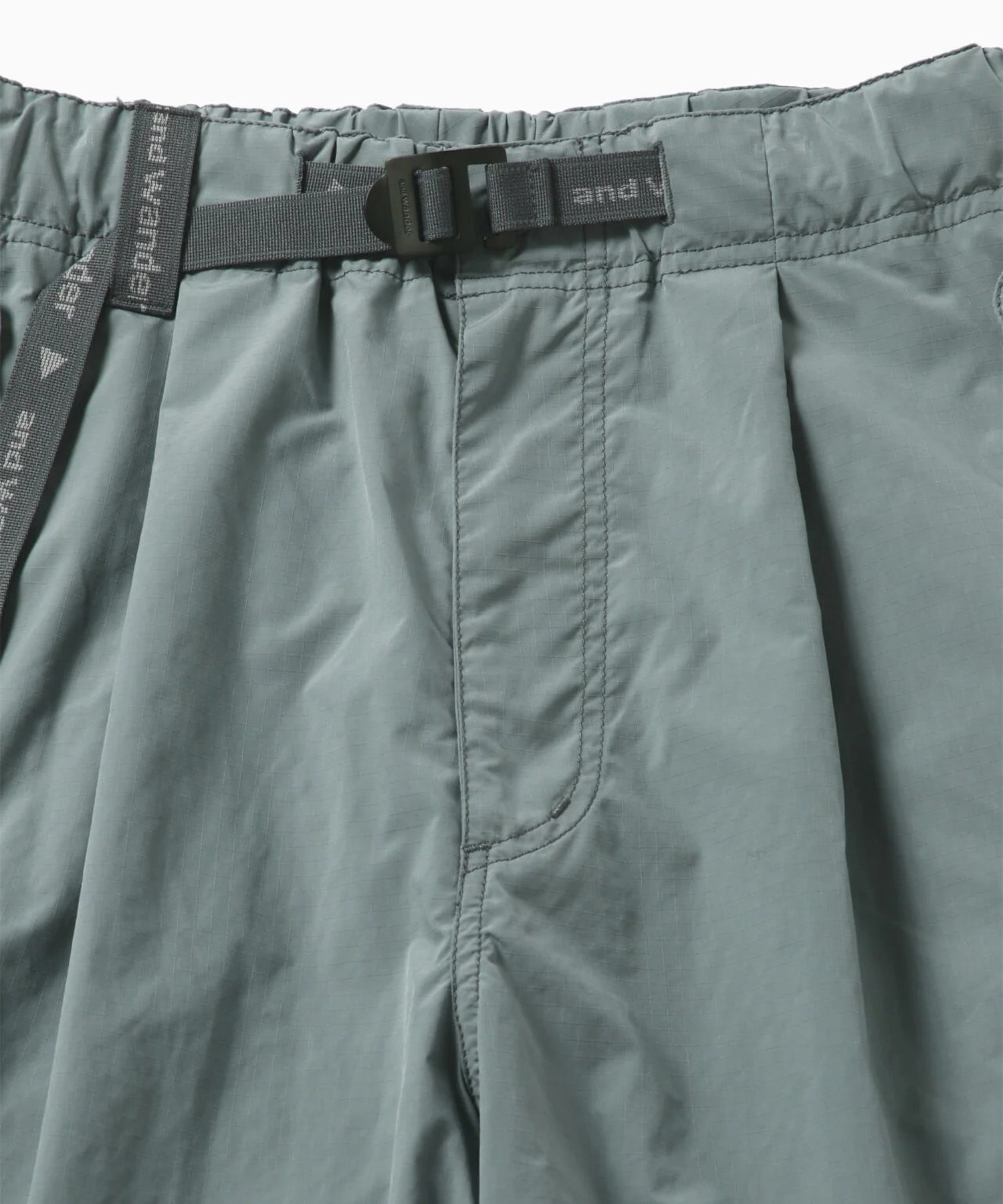 oversized cargo pants and wander