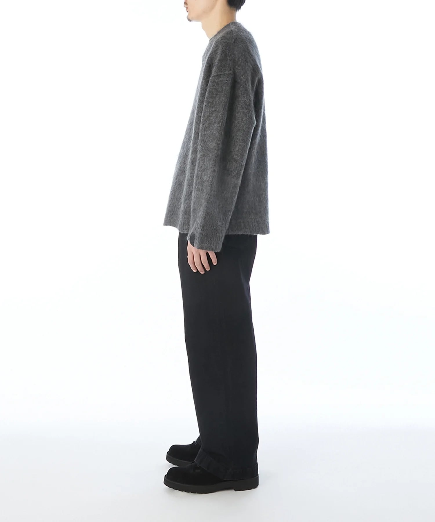 2262-CS01-024 / REVERSIBLE V-NECK KNIT PULLOVER N.HOOLYWOOD
