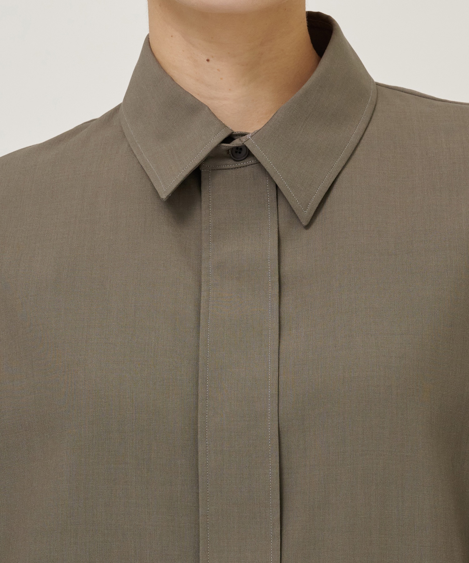 THE PERFECT HALF SLEEVE SHIRT THE RERACS