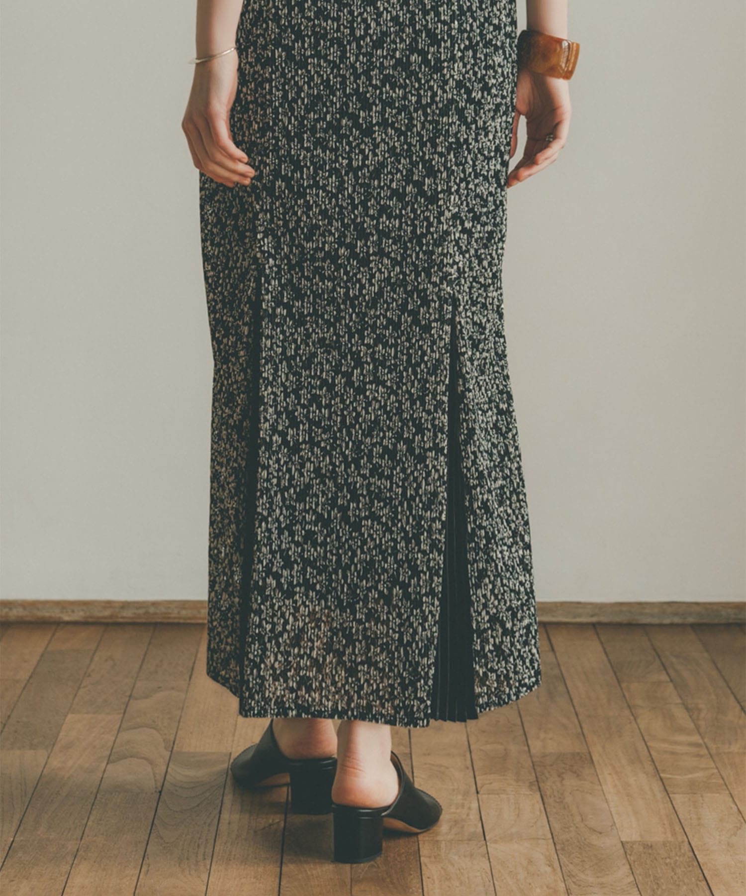 クラネ FLORET EMBROIDERY SKIRT - www.ieltscareerzone.in