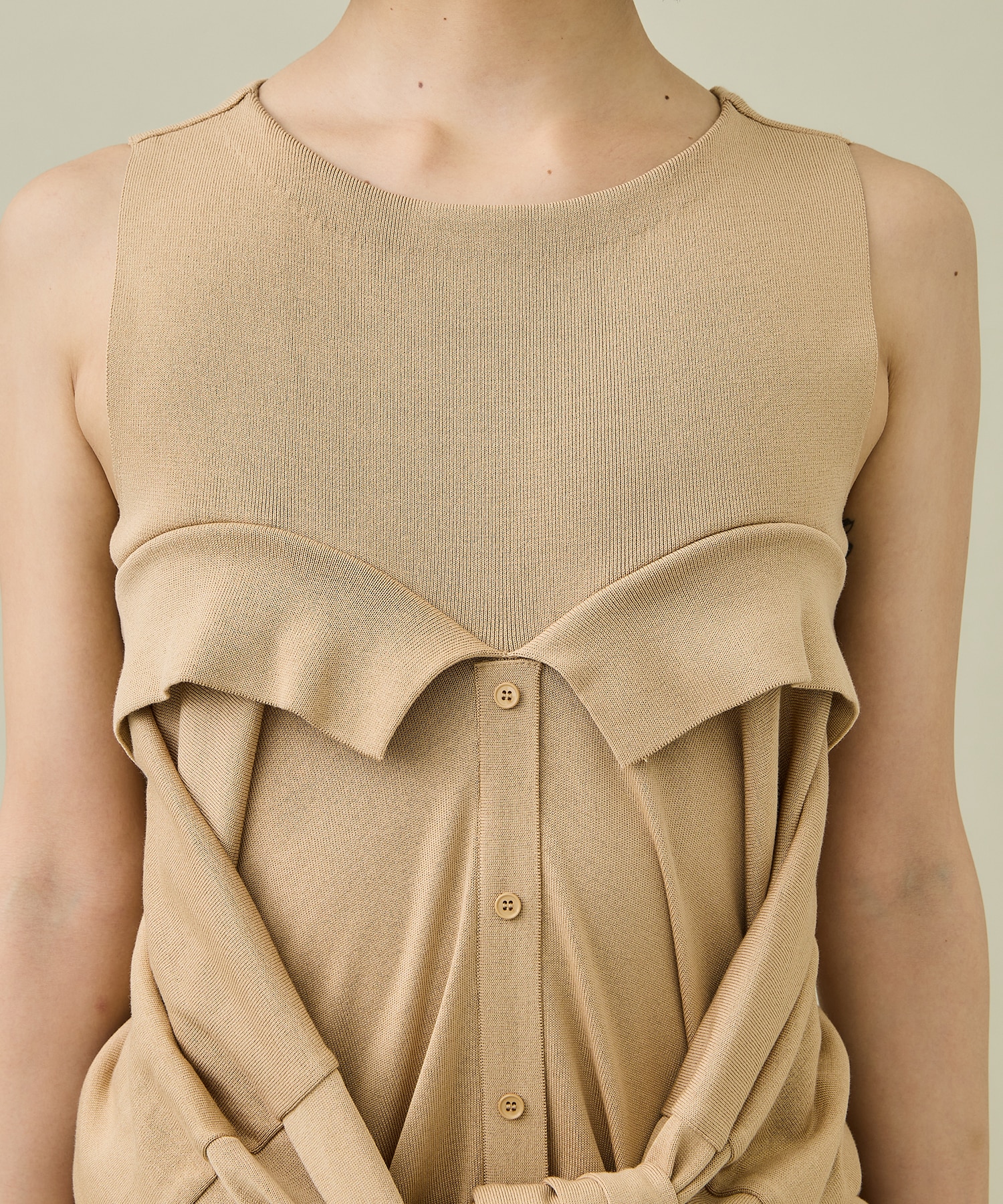 TIED LAYERING TOPS(FREE BEIGE): TAN: WOMENS｜ STUDIOUS ONLINE公式